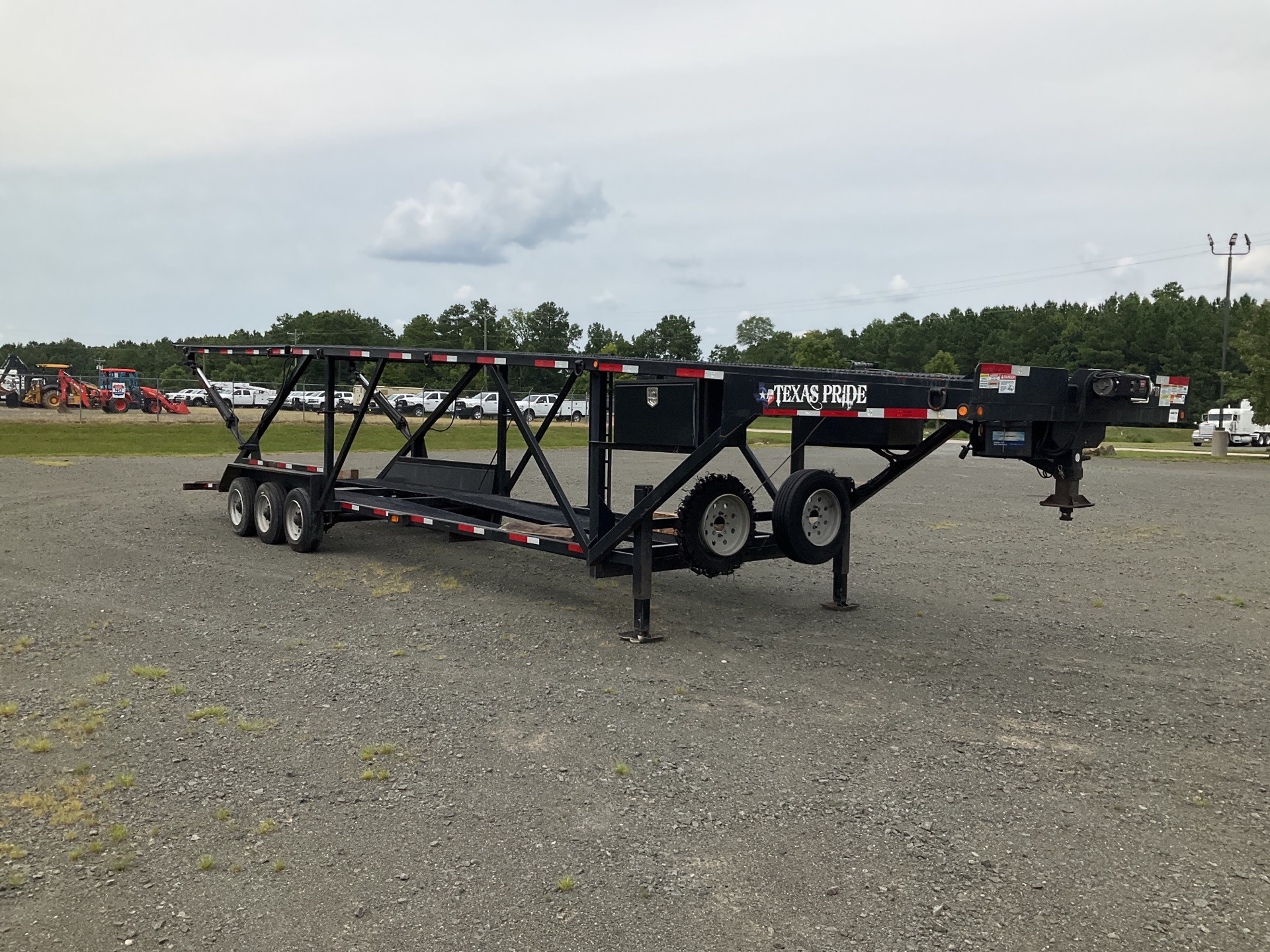 2020 Texas Pride 27000 lb Car Carrier Trailer