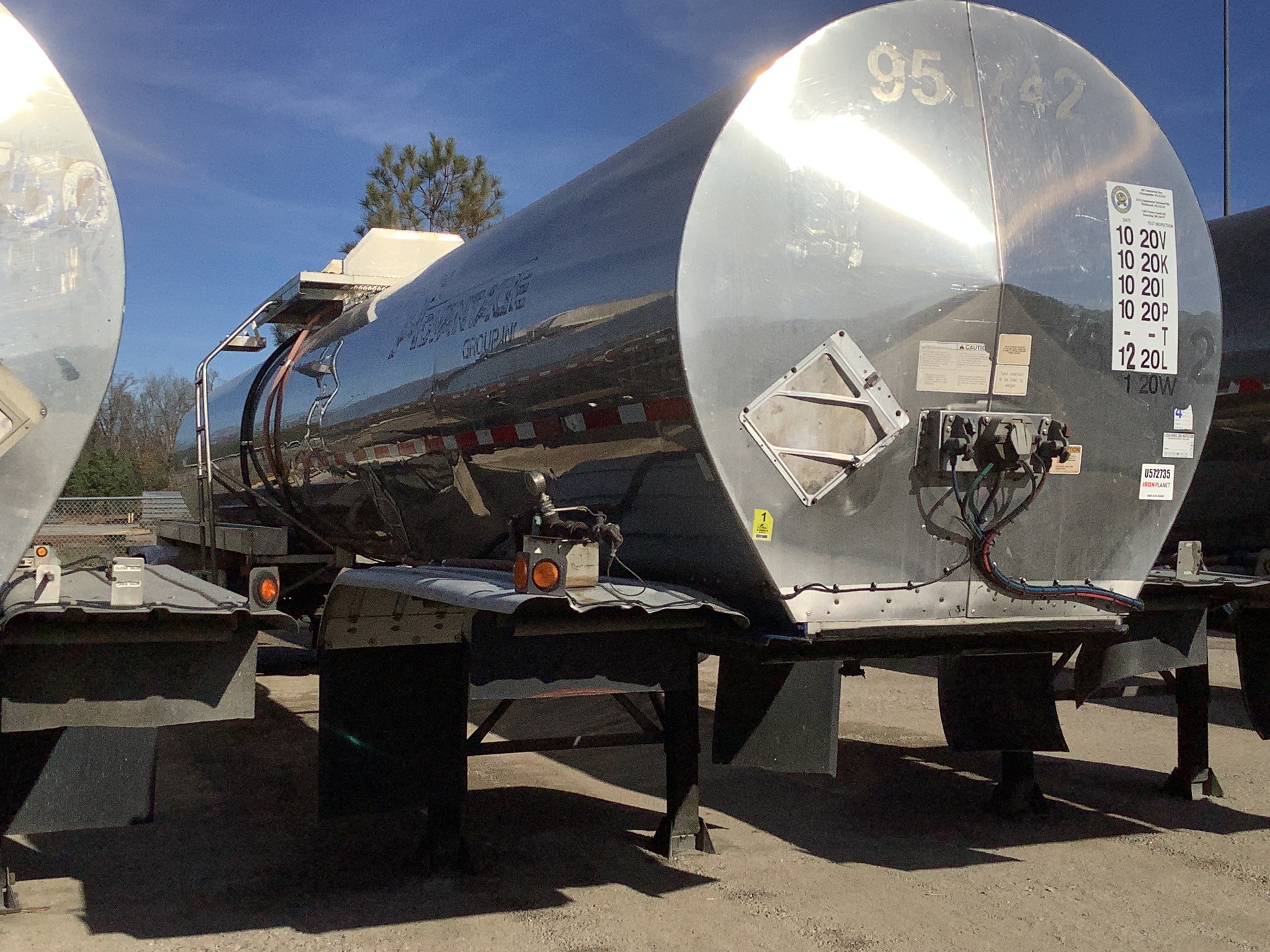 1975 Polar 5000 gal T/A Tanker Trailer