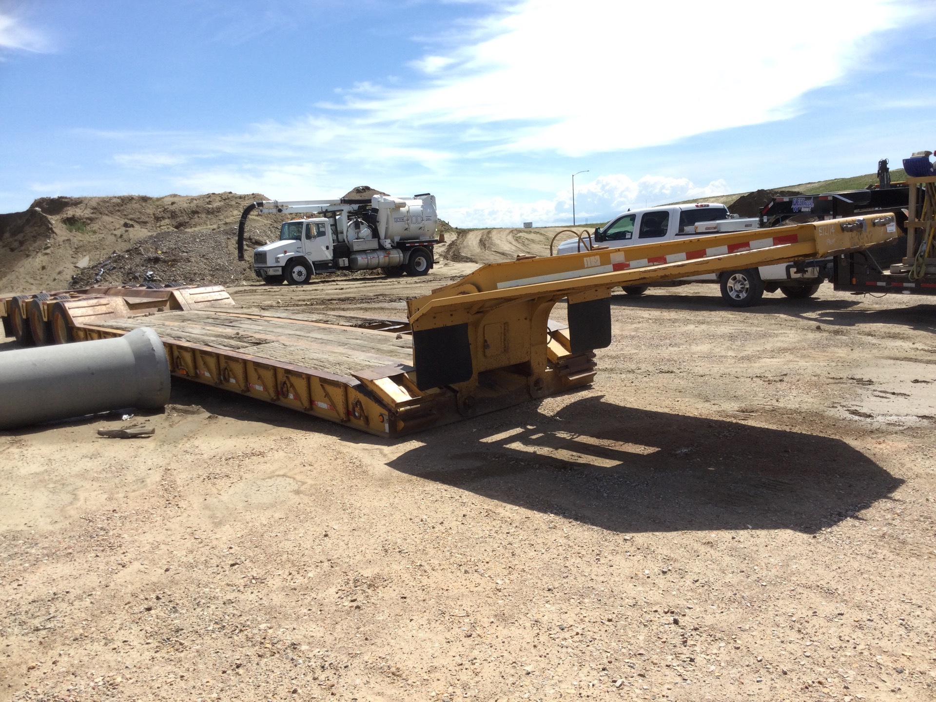 1996 Load King PHD 100-3 100000 lb 24 ft Tri/A Removable Gooseneck Lowboy Trailer