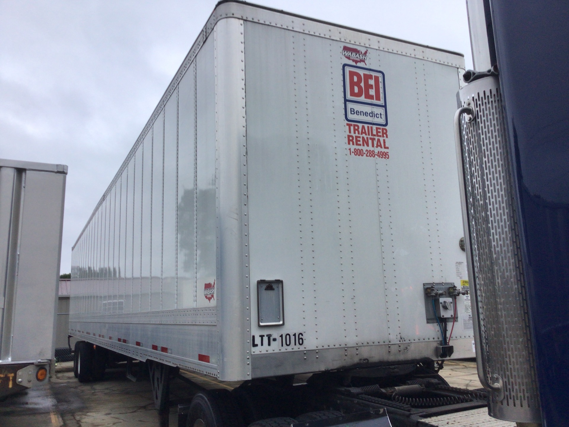 2019 Wabash 53 ft x 102 in T/A Van Trailer