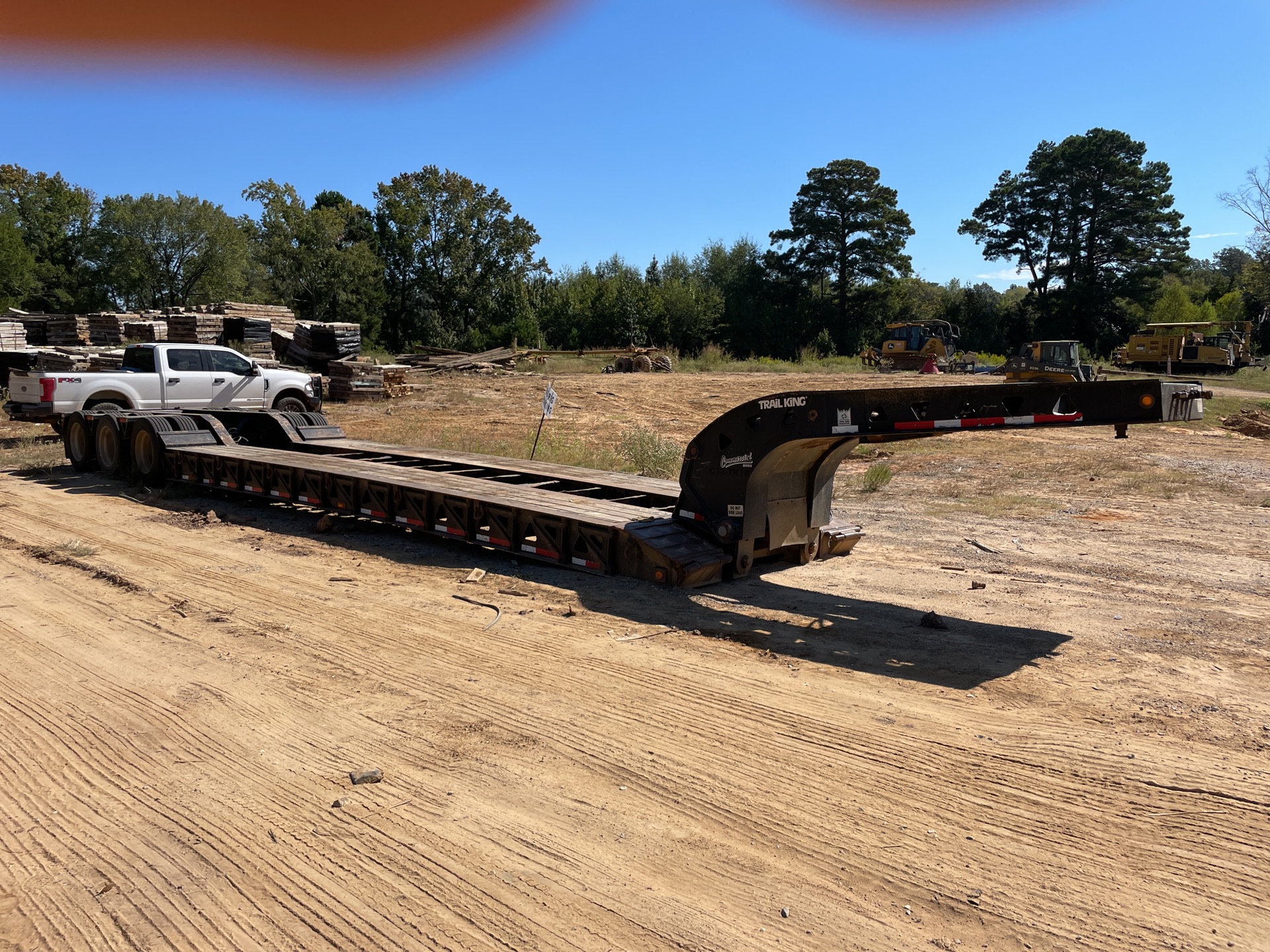 2012 Trail King TK110HDG-513 26 ft Tri/A Removable Gooseneck Lowboy Trailer