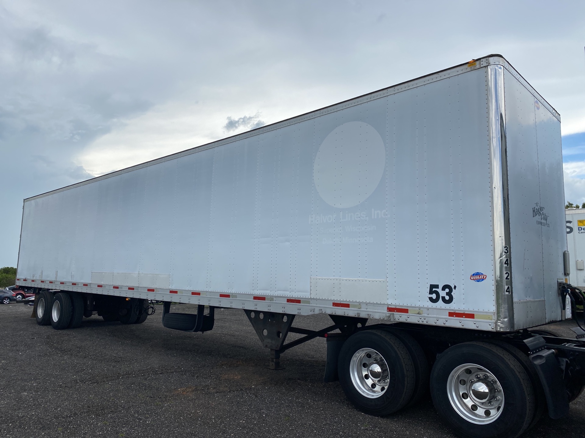 2005 Utility VS2DC T/A Van Trailer