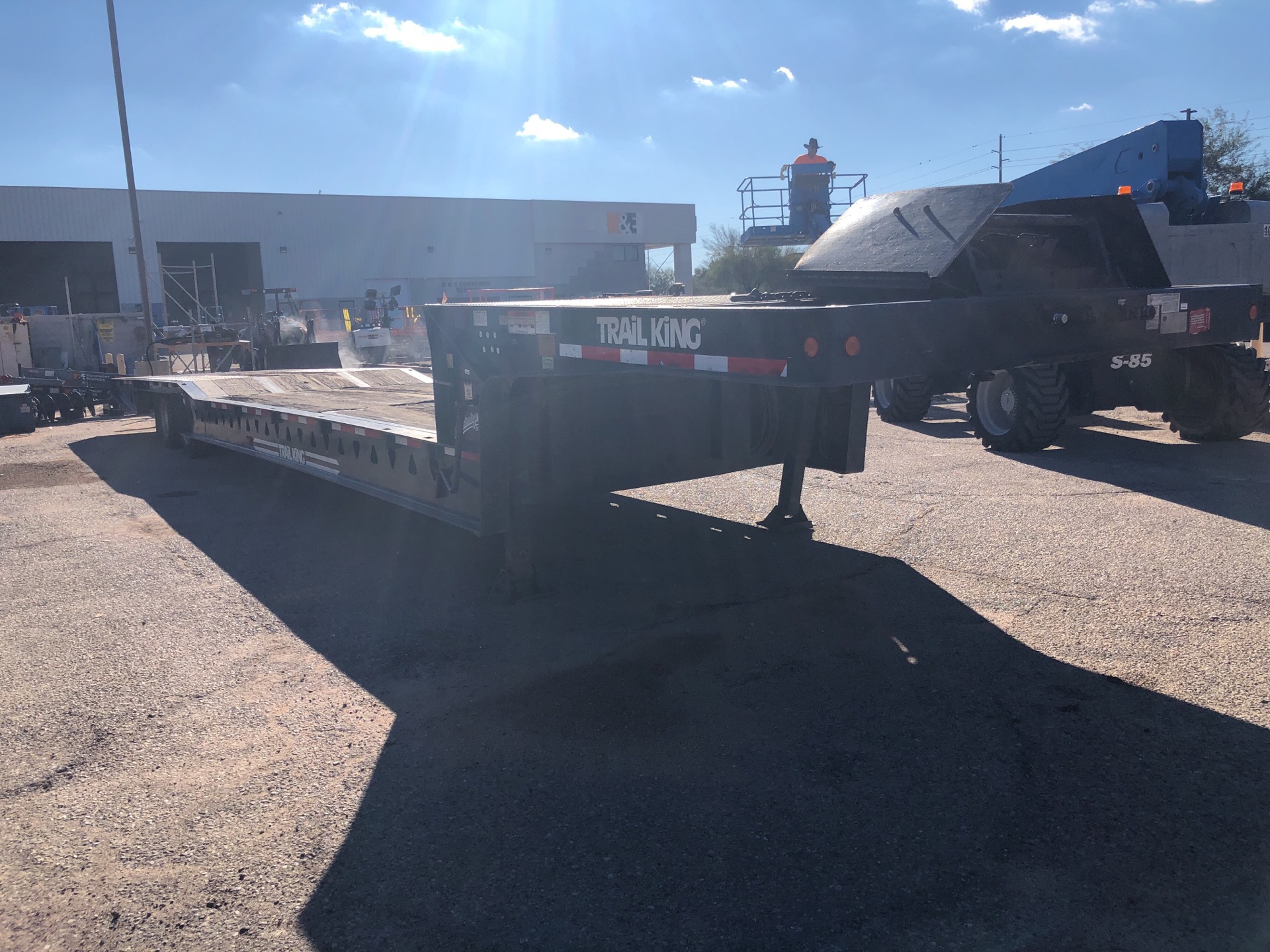 2013 Trail King TK70HT-482 35 ton T/A Hydraulic Tail Trailer