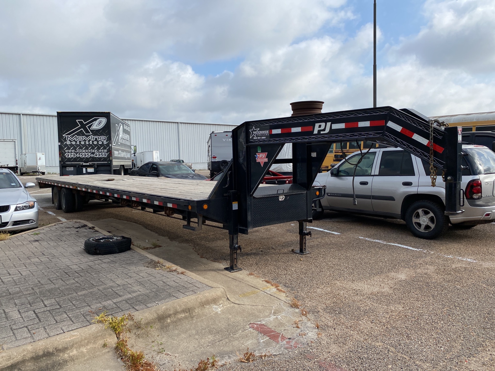 2019 PJ FD402 40 ft T/A Gooseneck Flatbed Trailer