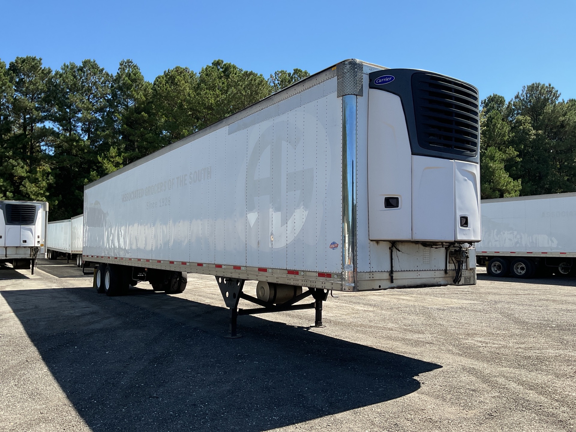 2010 Utility VS2RA 53 ft x 102 in T/A Refrigerated Trailer