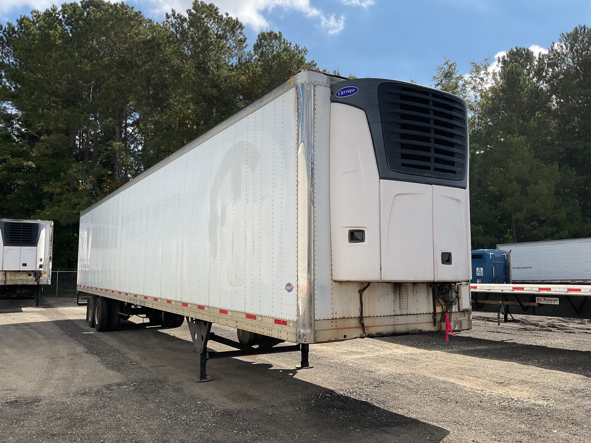 2010 Utility 53 ft x 102 in T/A Refrigerated Trailer