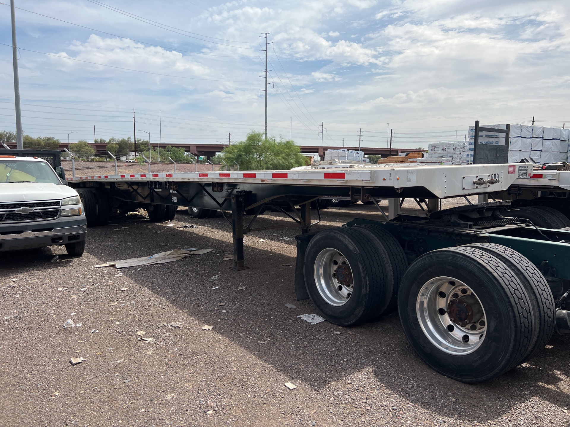 2015 Transcraft Eagle II Flatbed Trailer