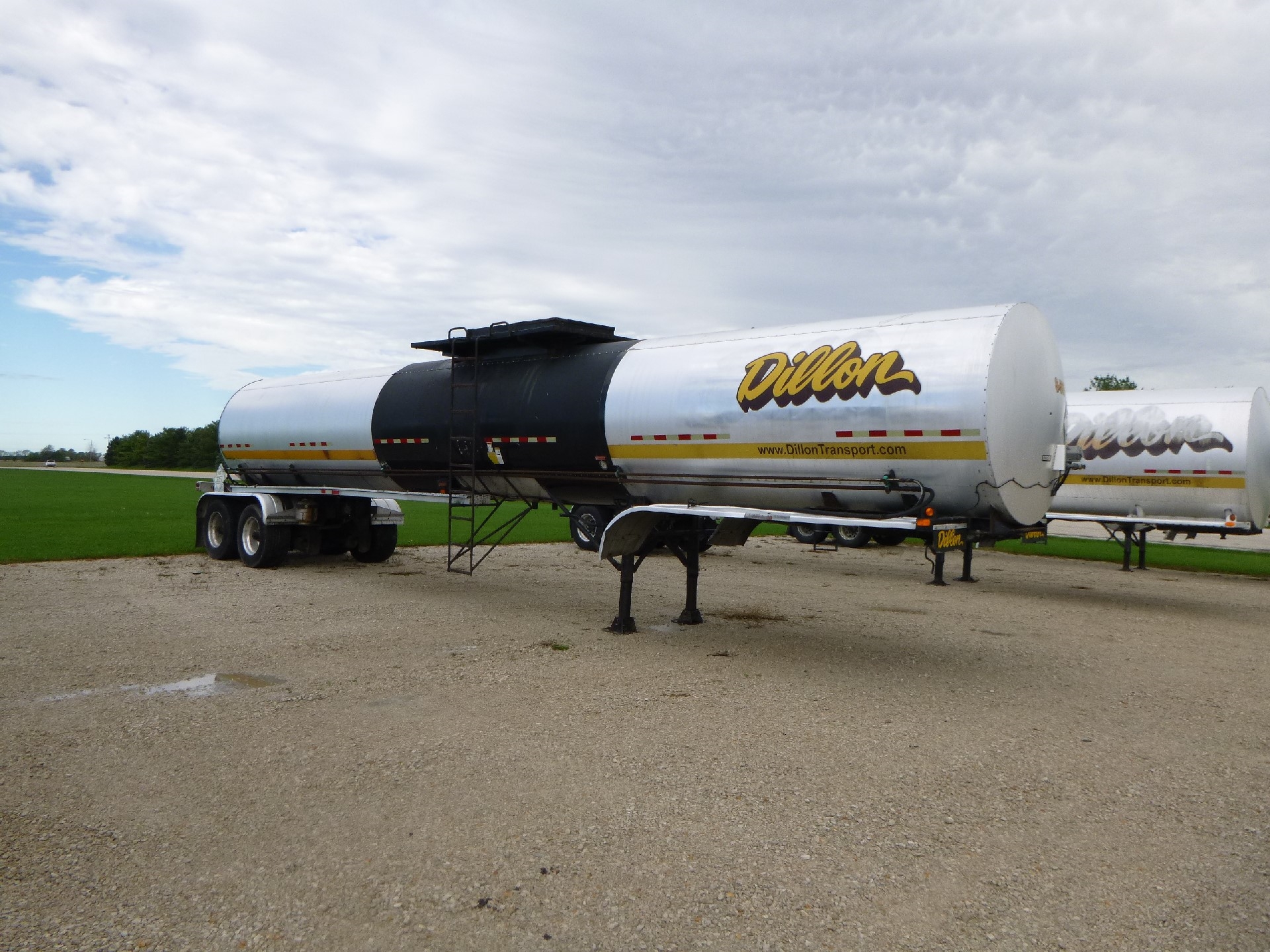 2008 Etnyre ARA Asphalt Tank Trailer