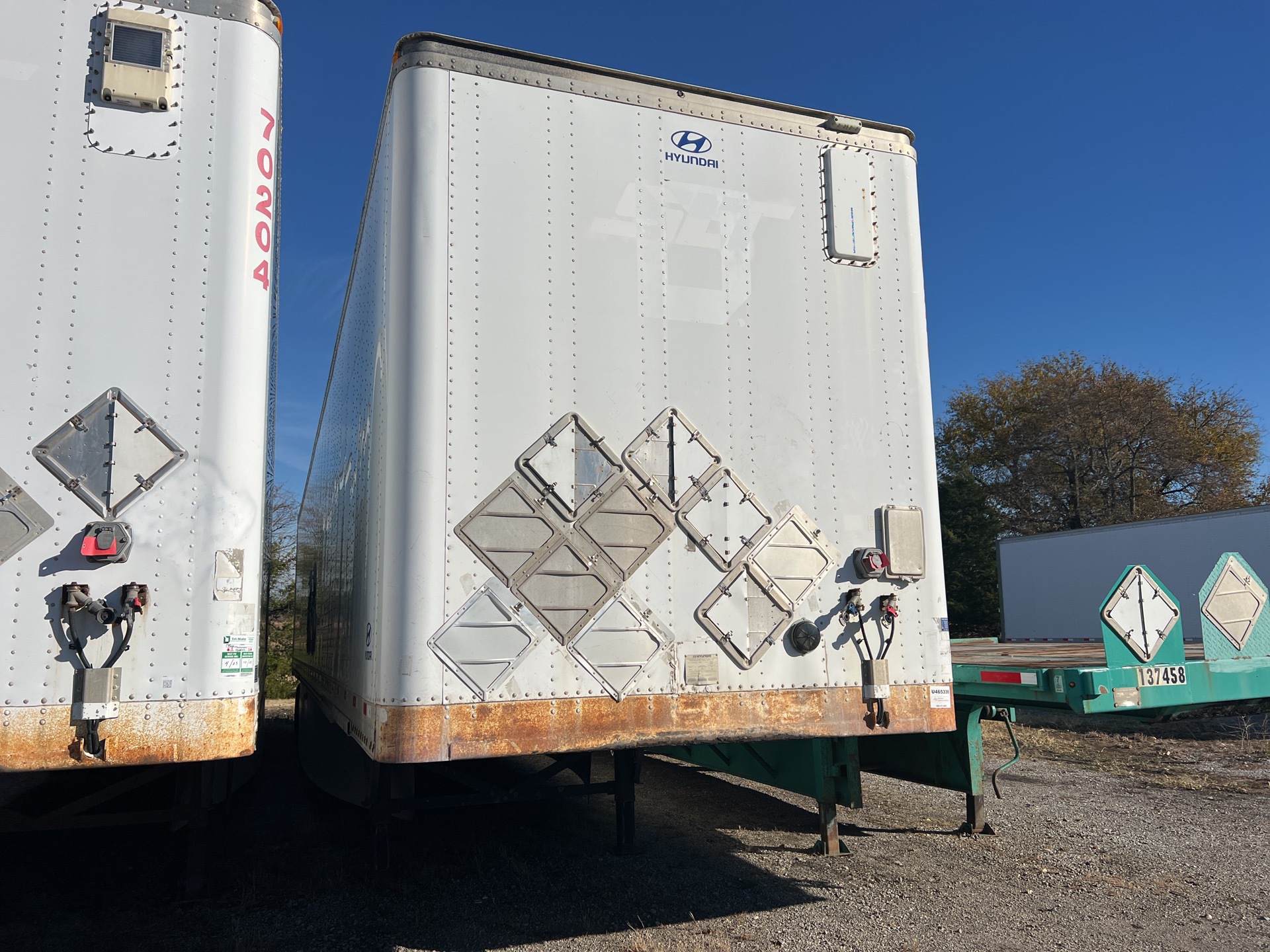 2008 Hyundai 53 ft T/A Van Trailer