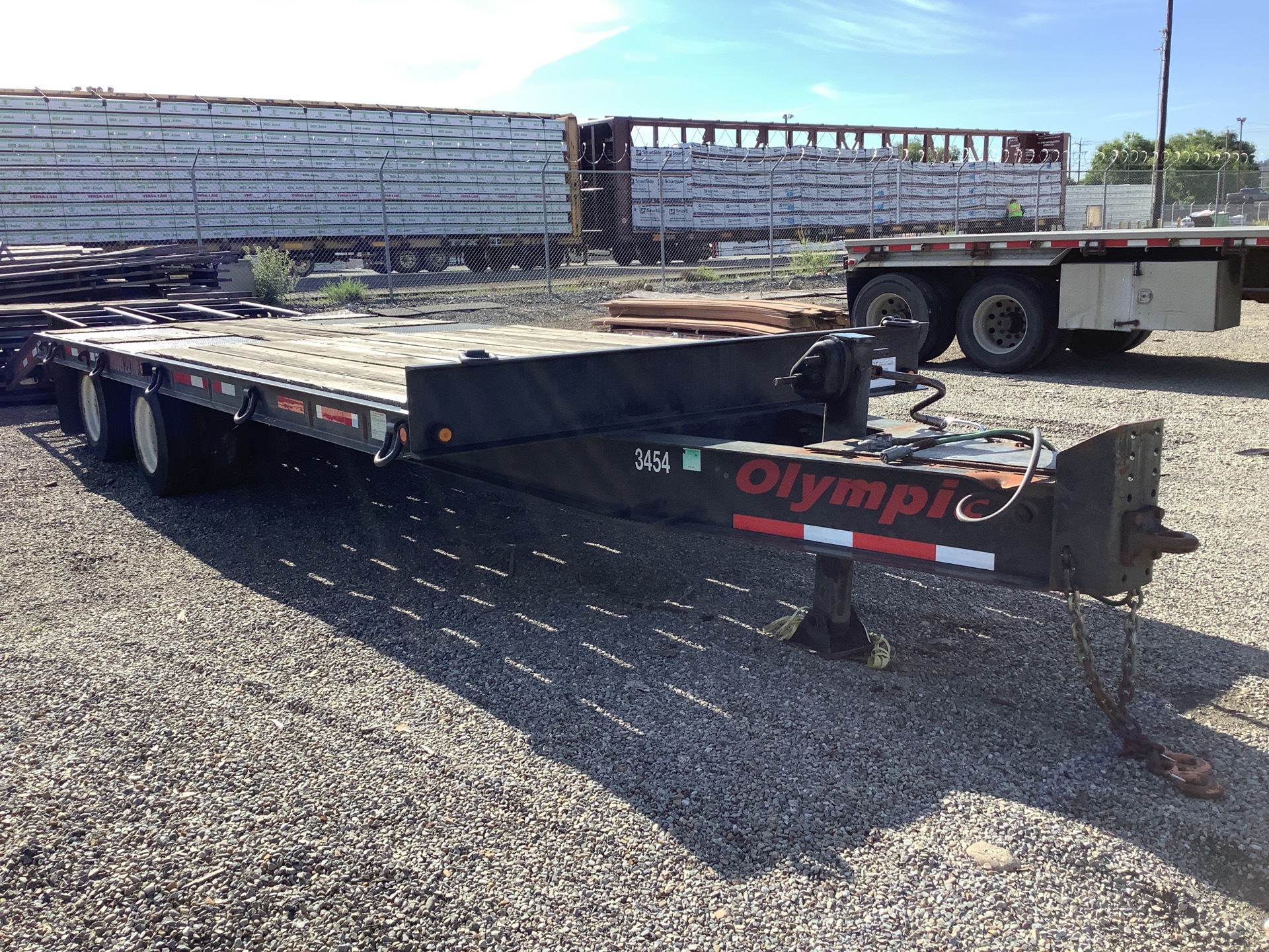 2005 Olympic 20TFB-2 20 ft T/A Equipment Trailer