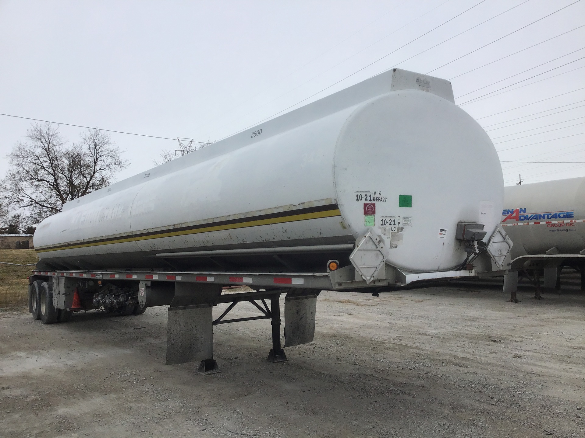 1998 Polar 9500 gal Tanker Trailer