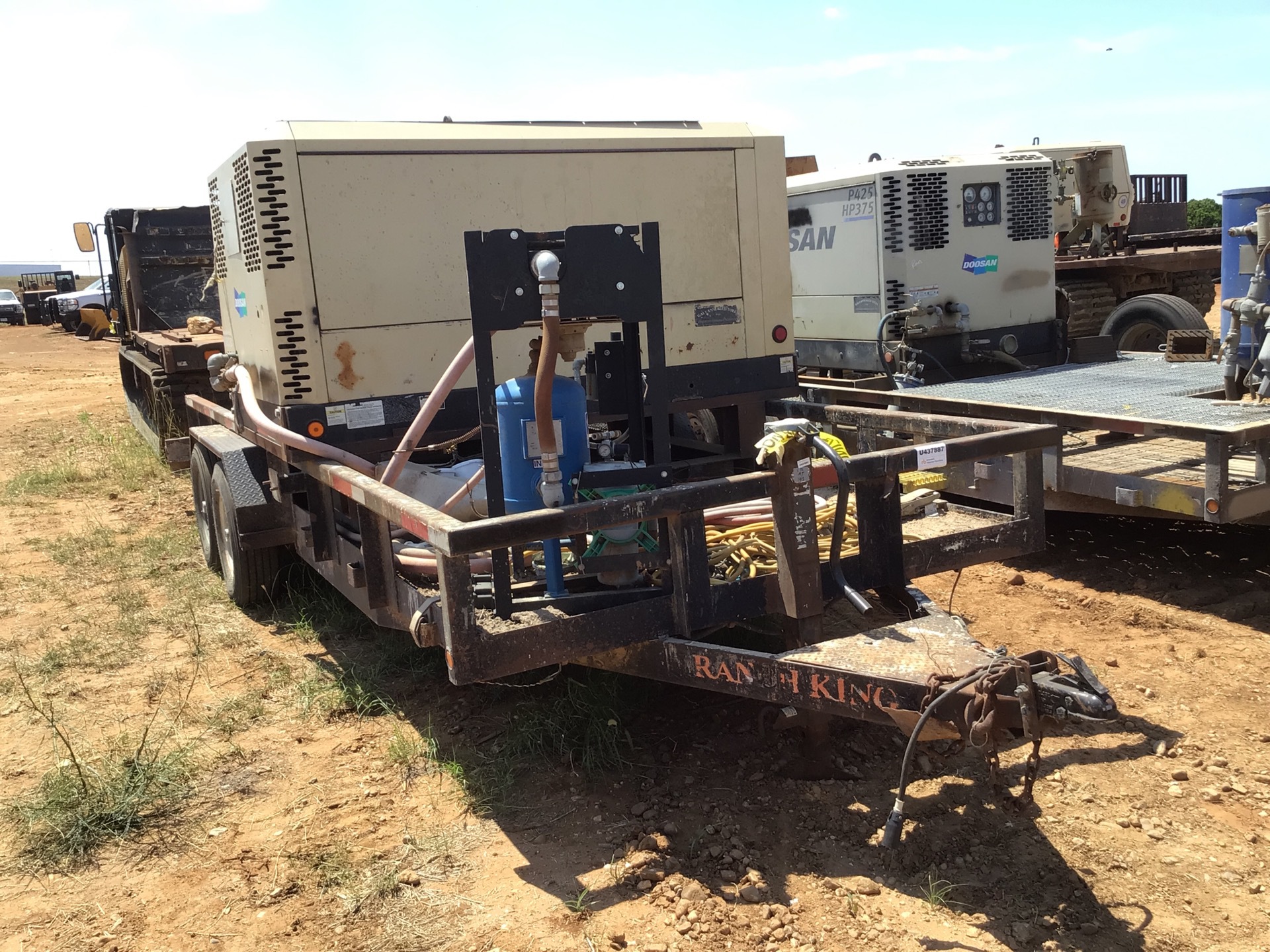 2012 Ranch King 20 ft T/A w/Doosan P425/Hp375 Air Compressor Utility Trailer