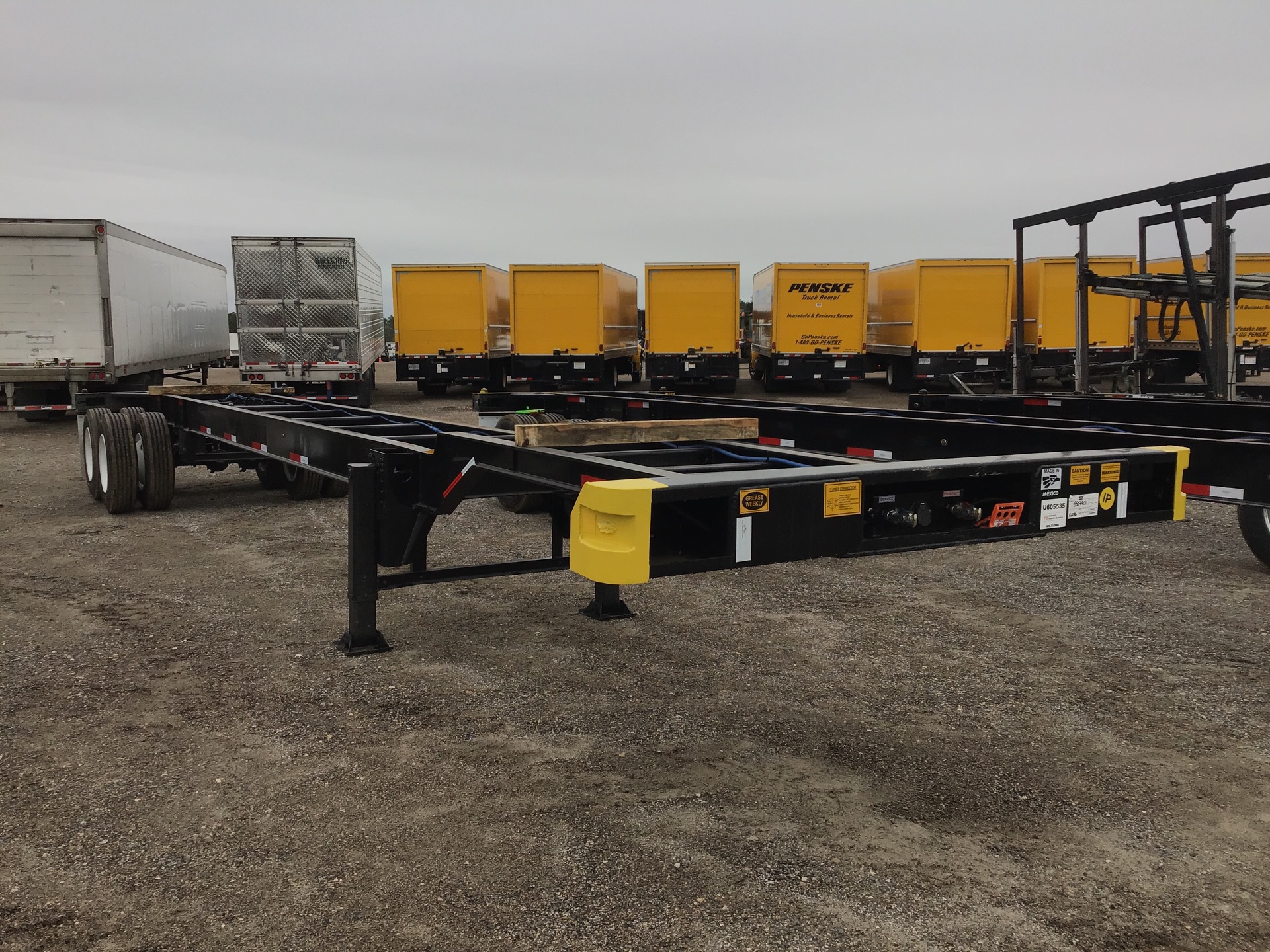 2023 Ventura Trailers 40 ft T/A Container Trailer Unused