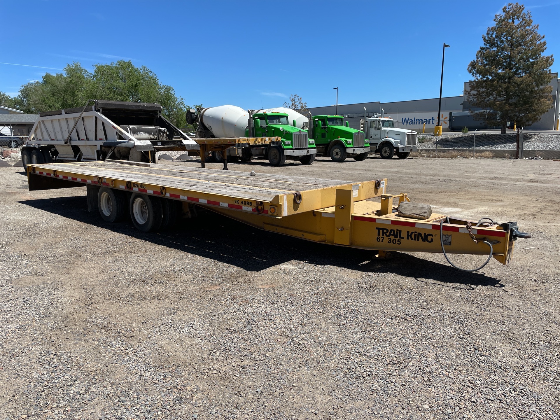 2007 Trail King 28 ft Tilt Deck Trailer