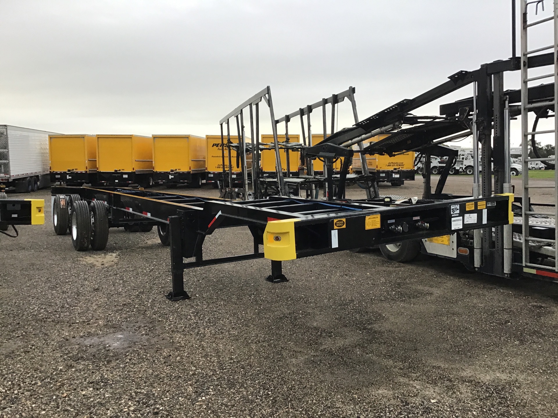 2023 Ventura Trailers 40 ft Spread Axle T/A Container Trailer Unused