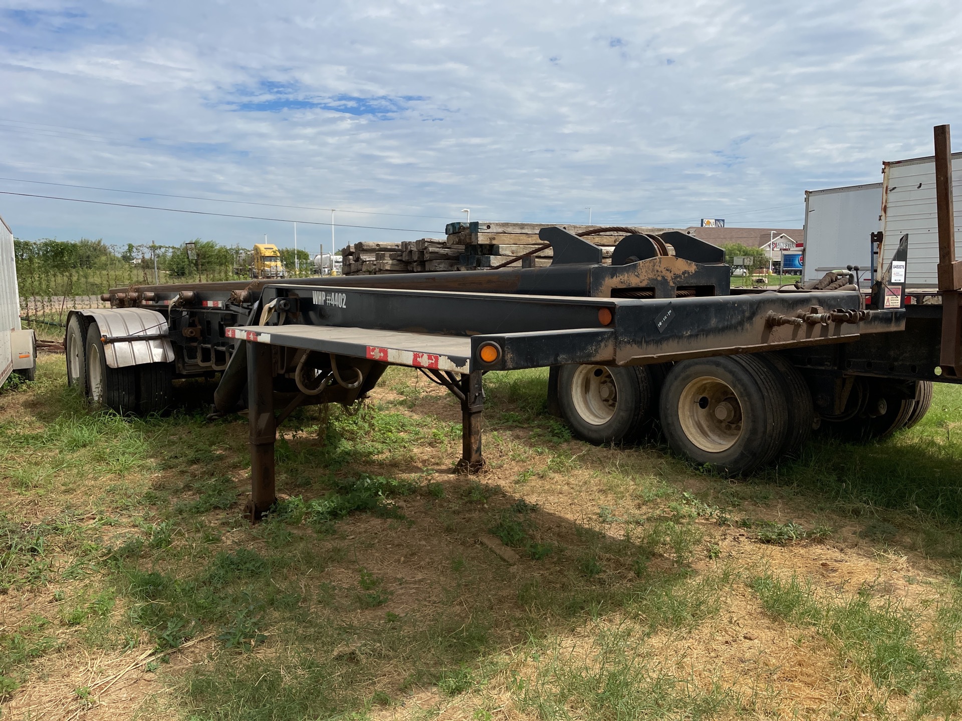 2010 Dragon ST-6 30 ft T/A Roll-Off Trailer