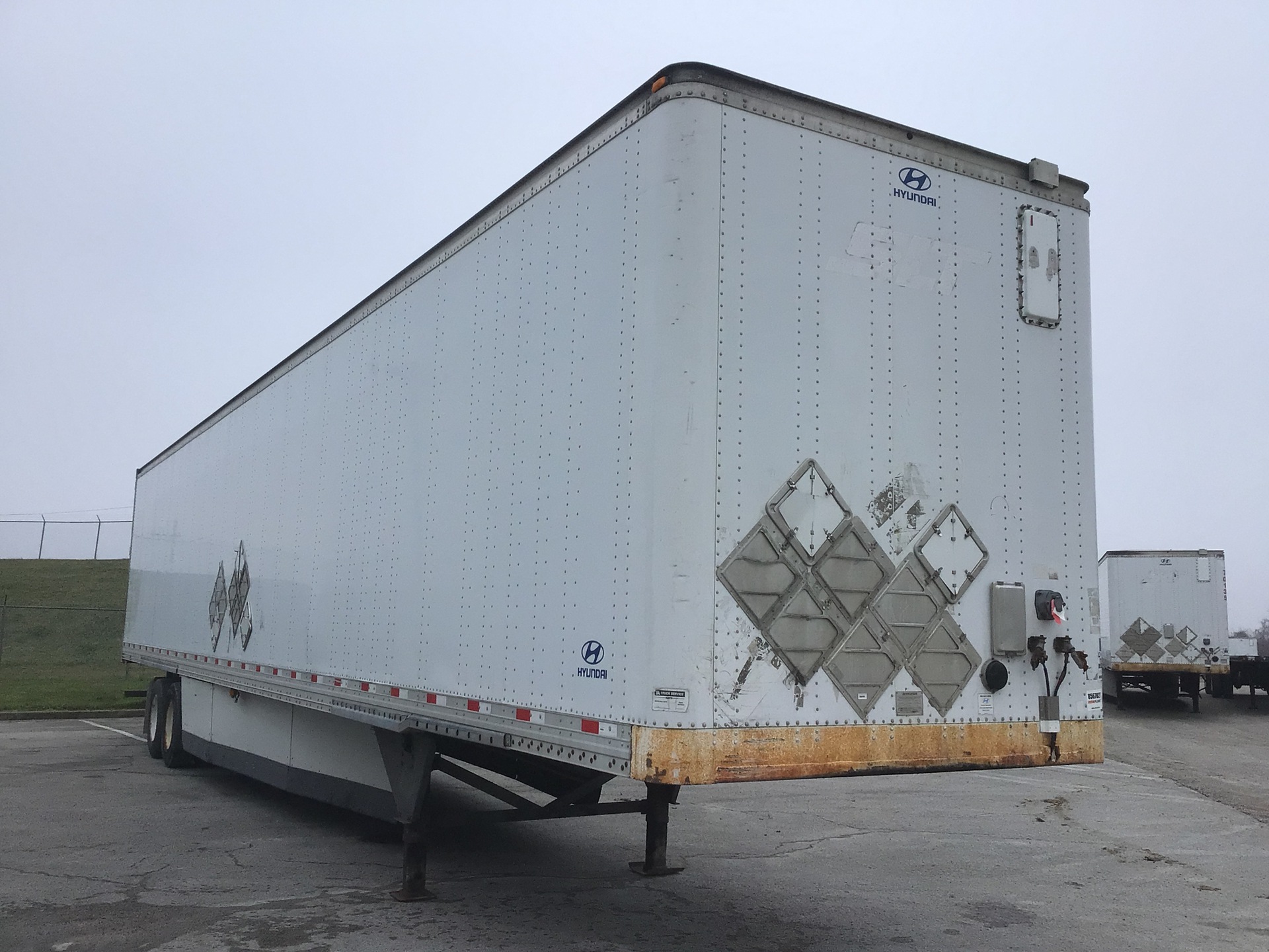 2008 Hyundai VI2530152-AJS T/A Van Trailer