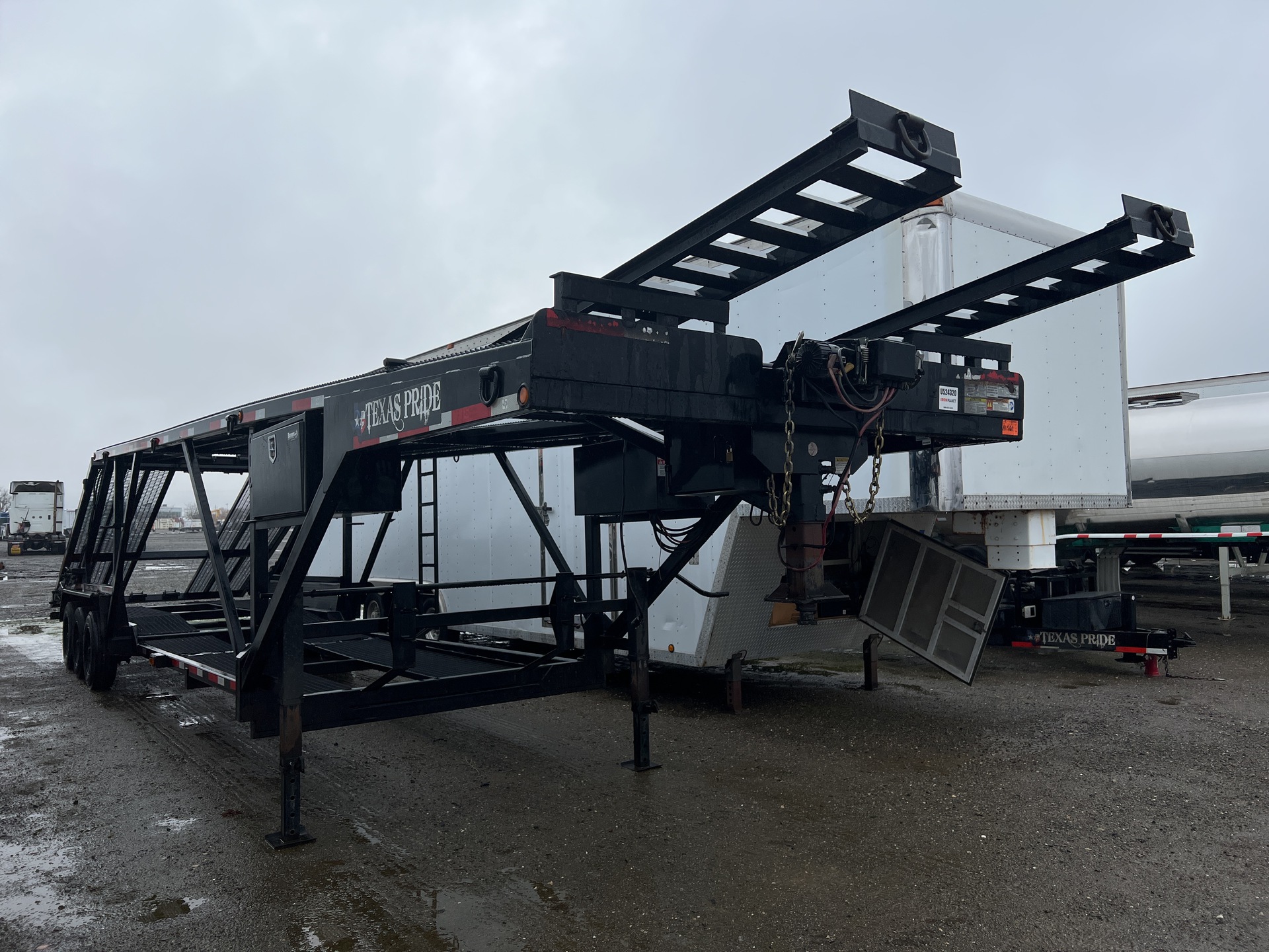 2020 Texas Pride CA84727KGN Car Carrier Trailer