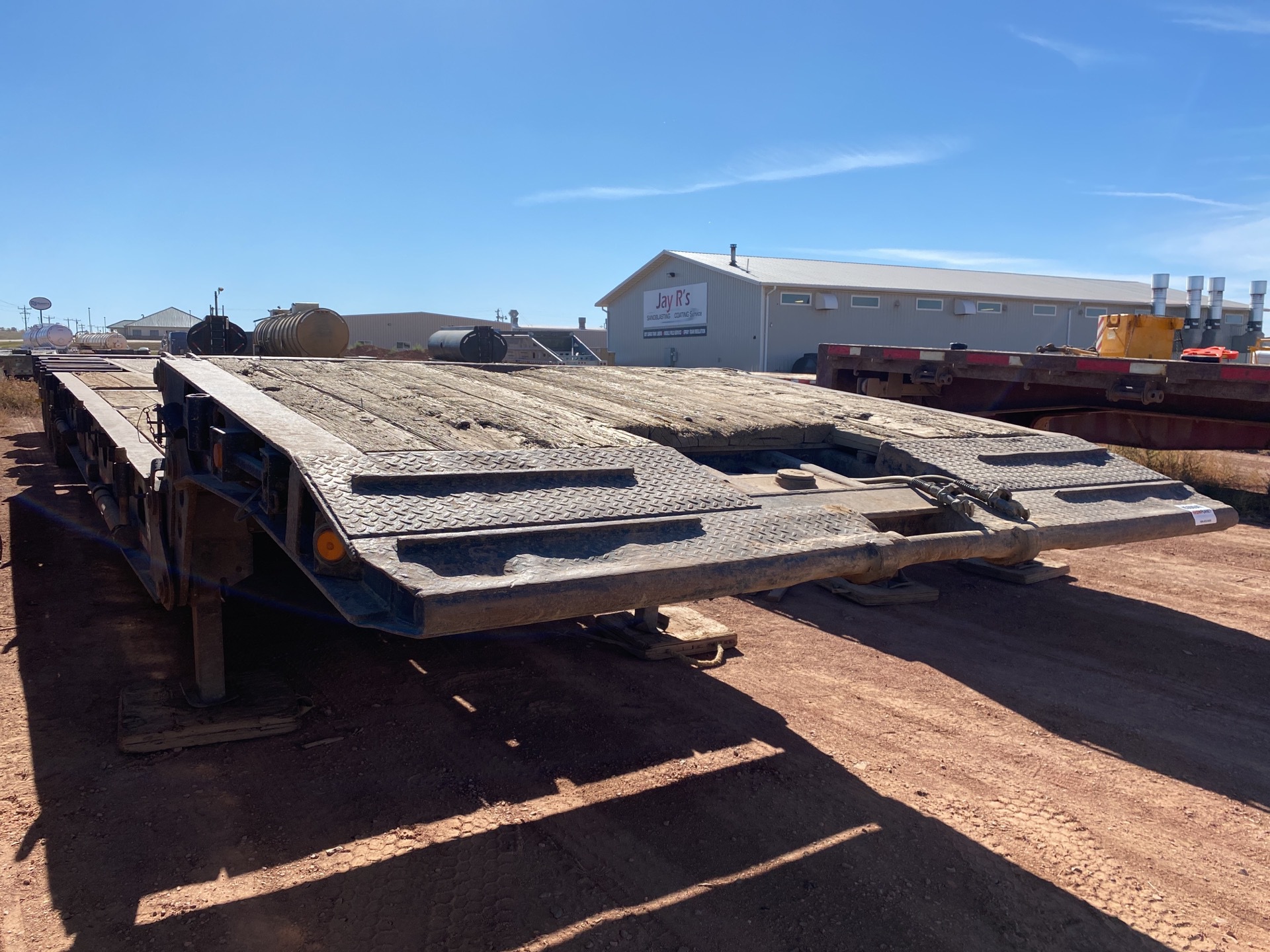 2000 Aspen FG40-3 Tri/A Folding Neck Trailer
