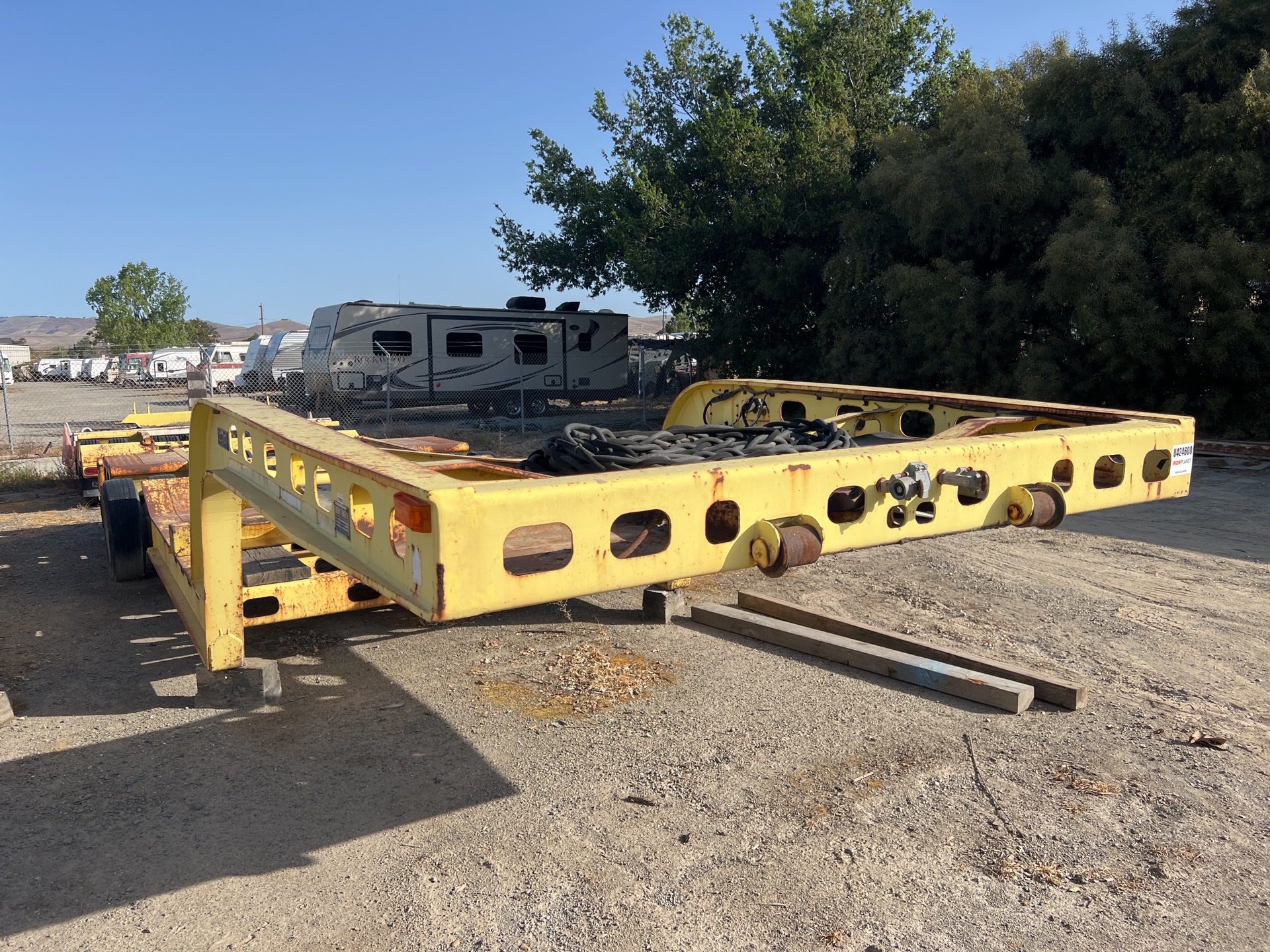 1997 Murray 4 Axle 32 Wheel Lowboy Trailer