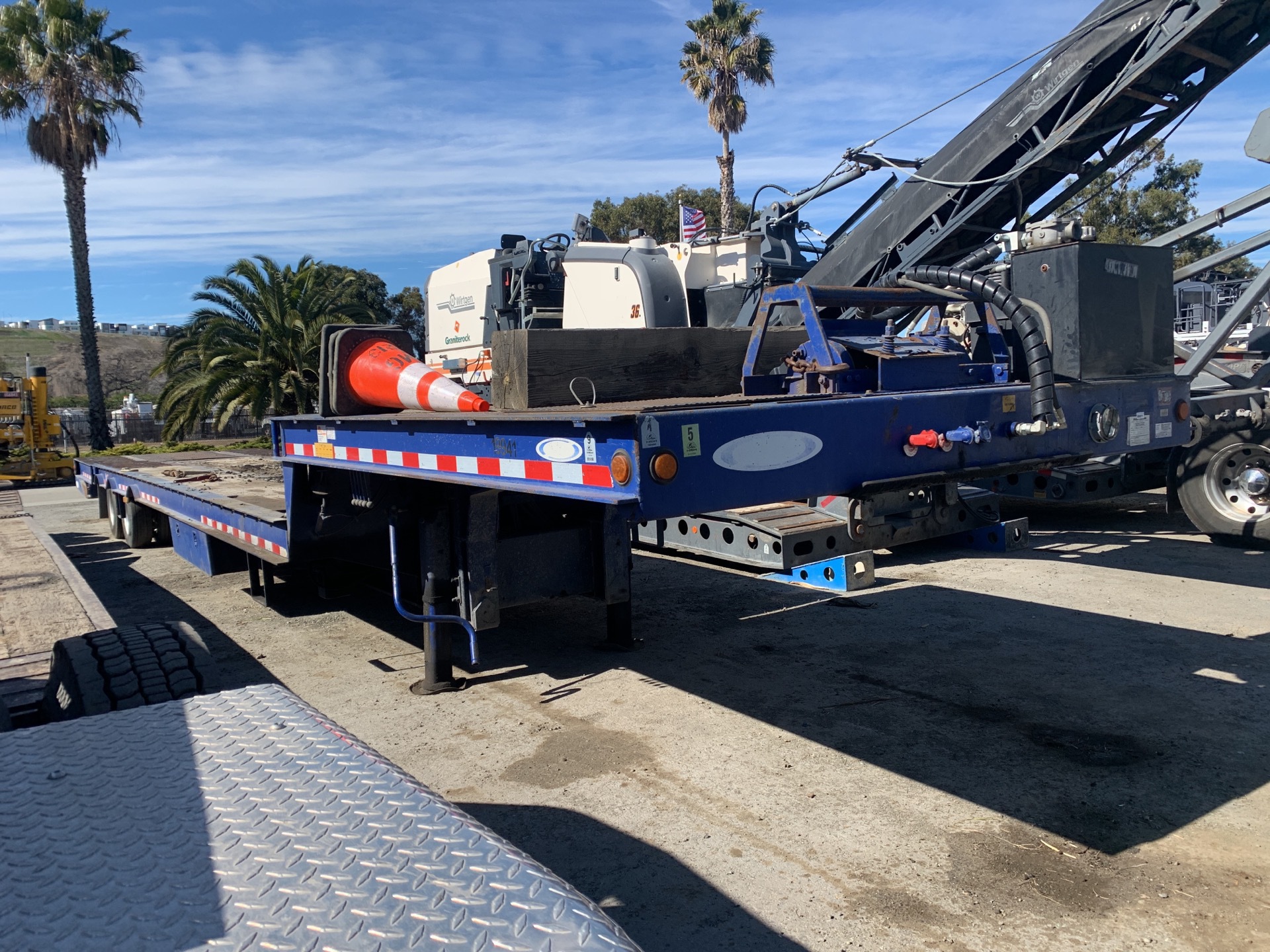 2011 Ledwell T/A Hydraulic Tail Trailer