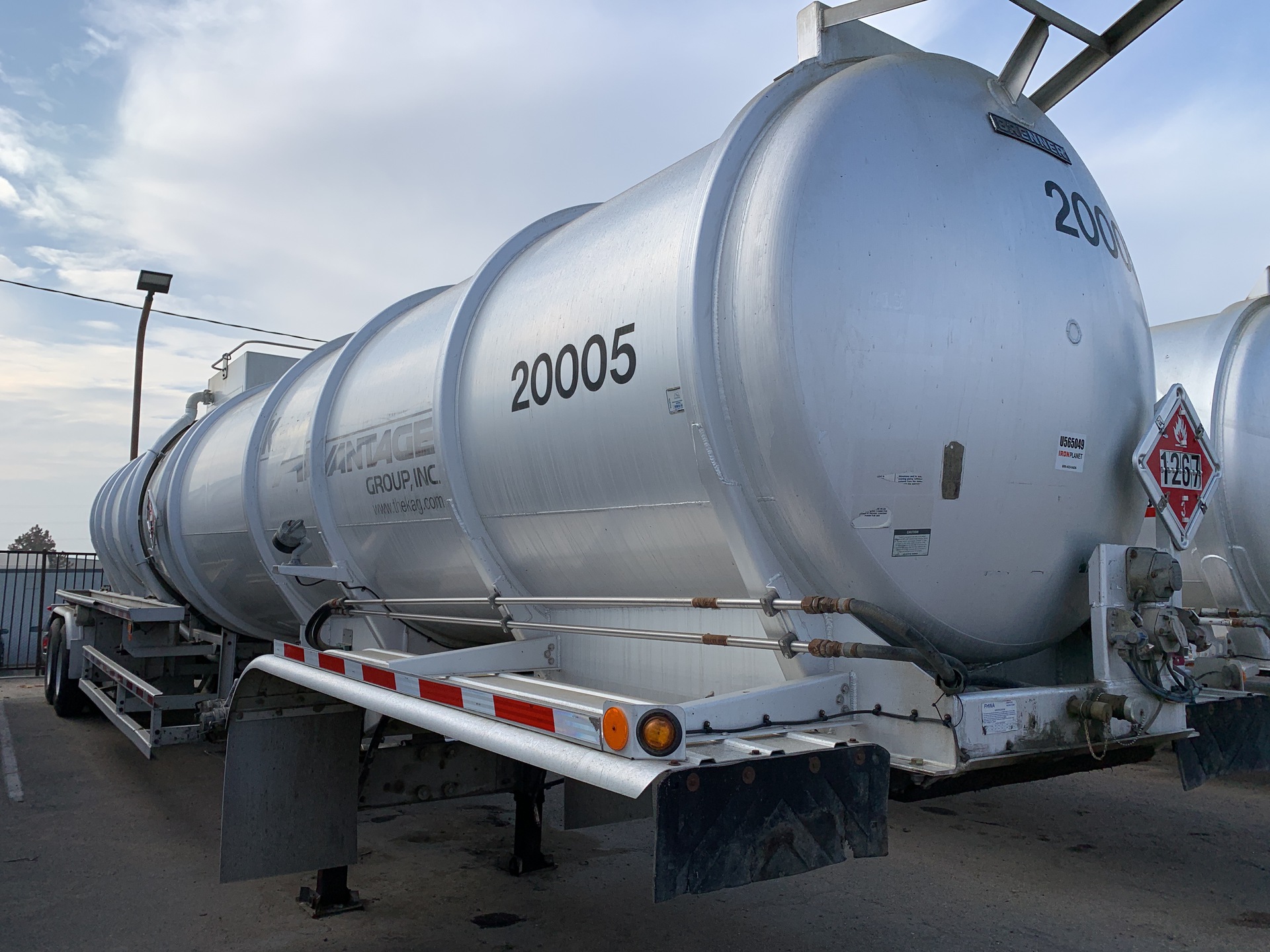 2013 Brenner 8400 gal T/A Tanker Trailer