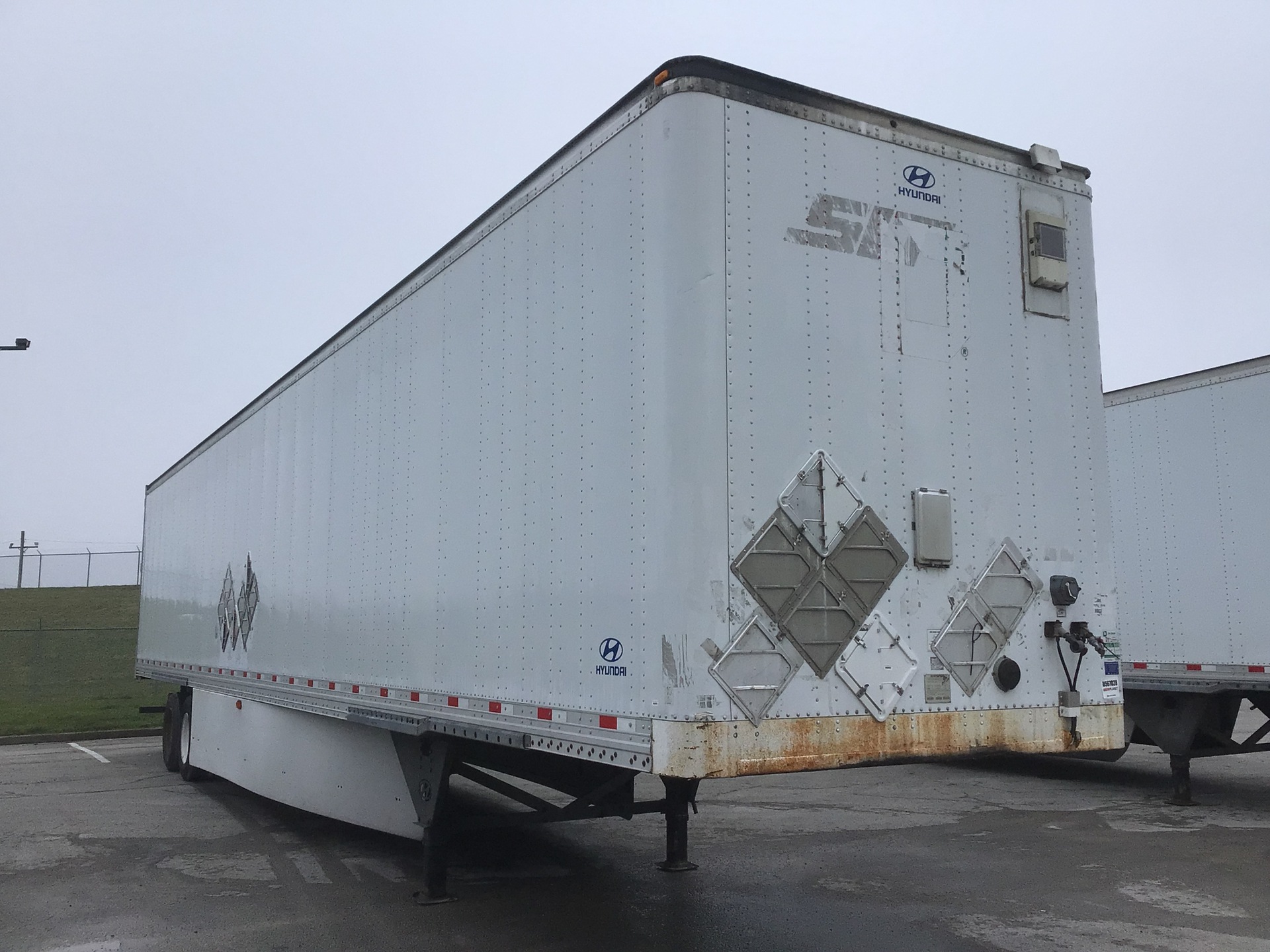 2008 Hyundai VI2530152-AJS T/A Van Trailer