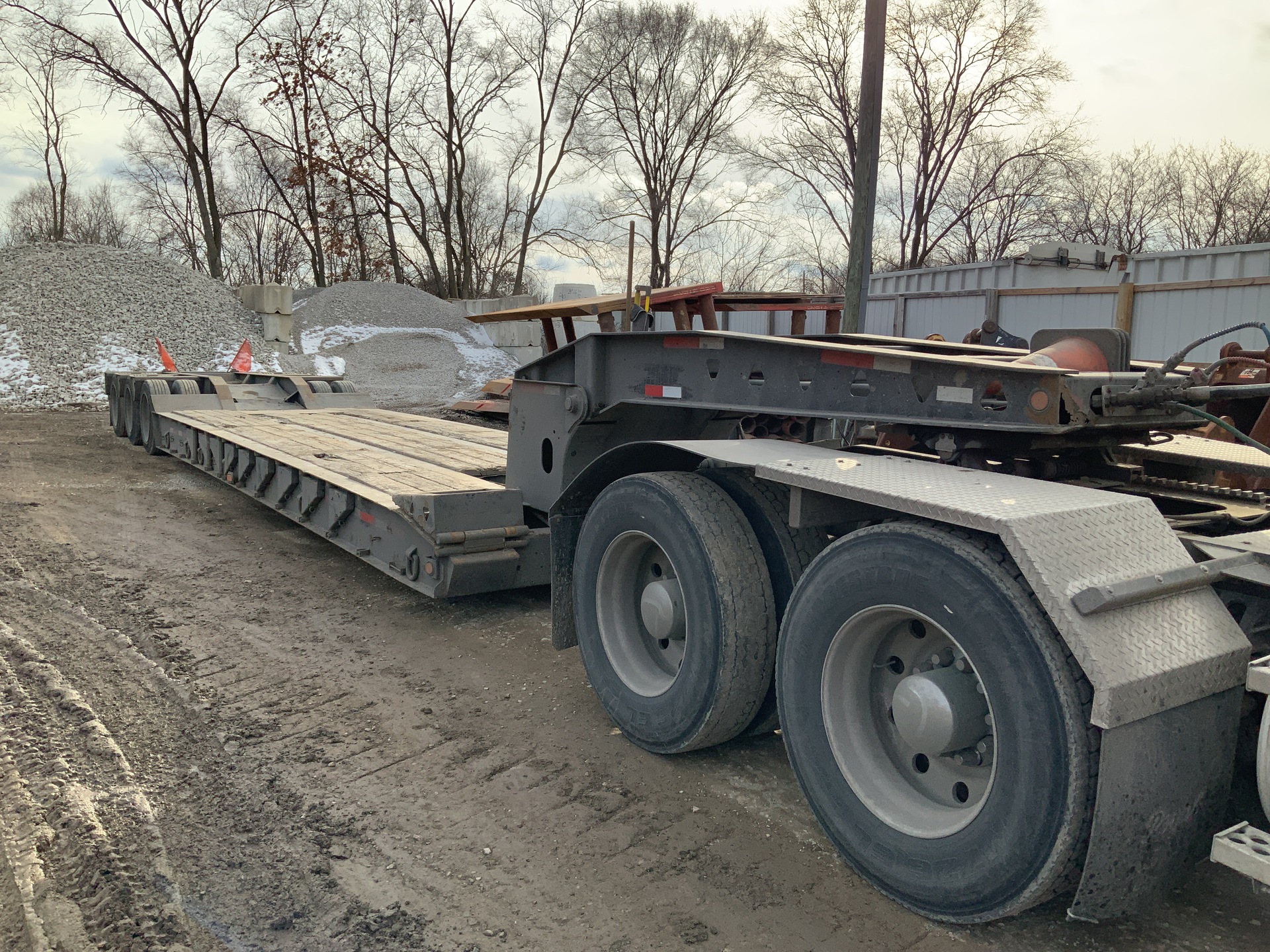 1998 Trail King TK100HDG-493 Removable Gooseneck Lowboy Trailer