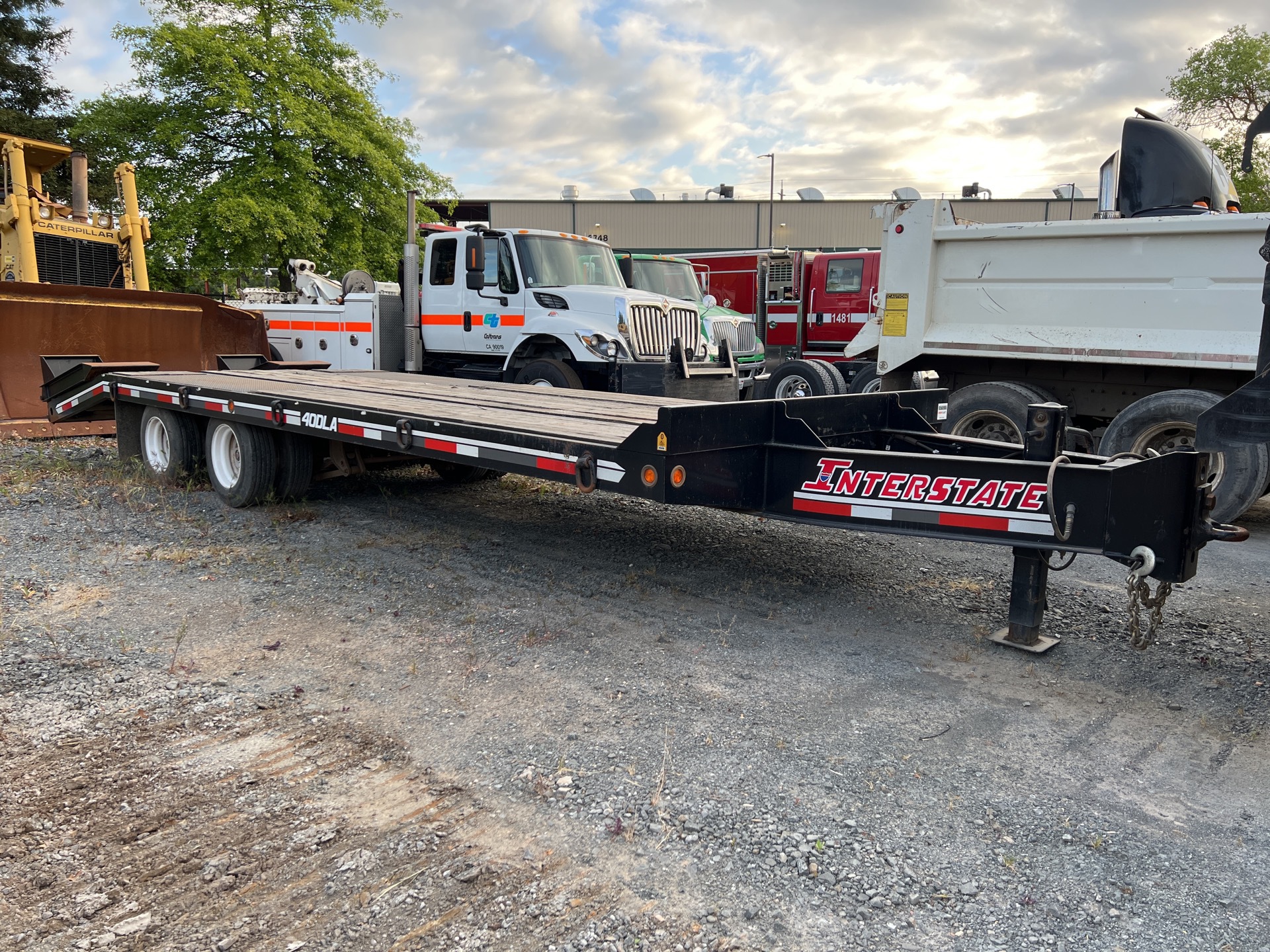 2019 Interstate Trailers 40DLA 21 ft 2 in T/A Equipment Trailer
