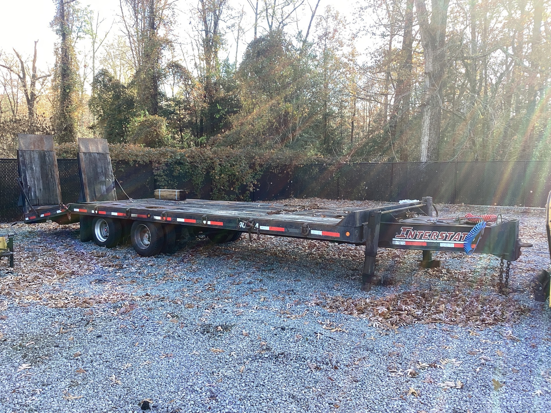 2011 Interstate 40DLA 28 ft T/A Equipment Trailer