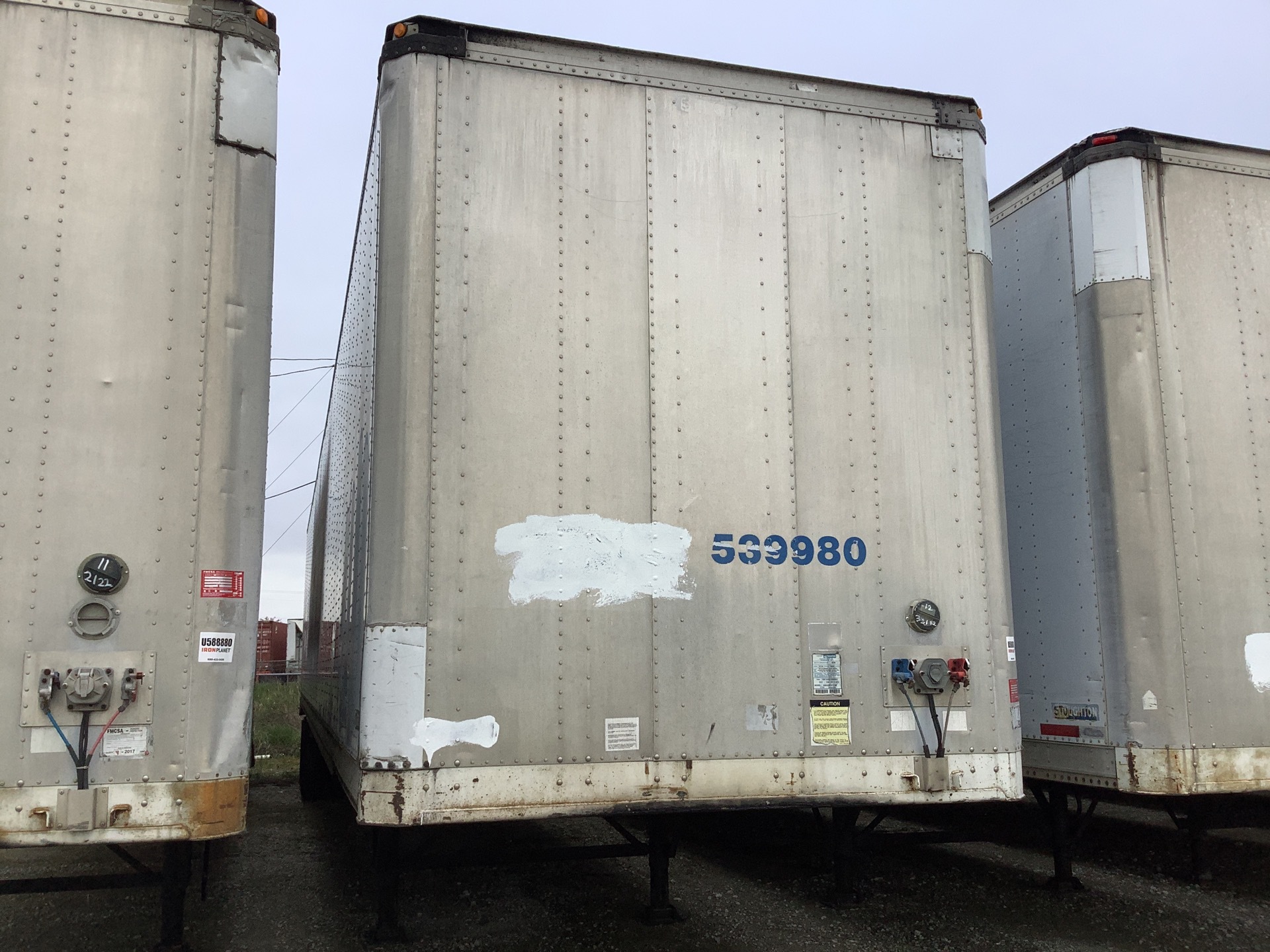 2000 Stoughton 53 ft T/A 53 Ft Van Trailer