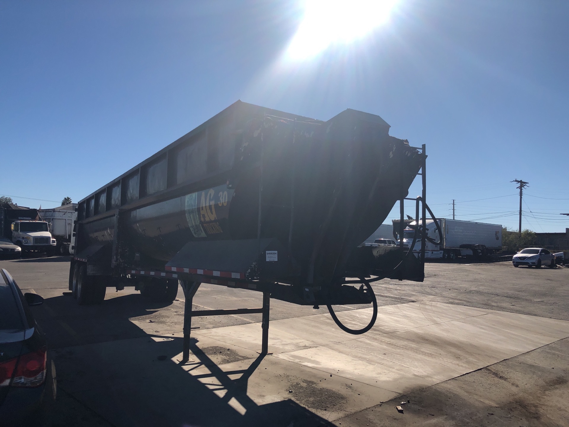 1996 Western Construction 40 ft T/A End Dump Trailer