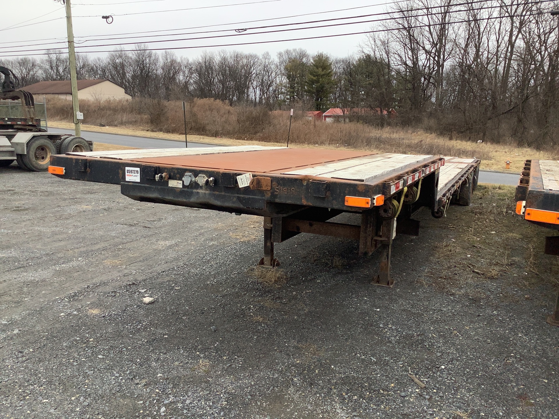 2010 Transcraft DTL-3000 Step Deck Trailer