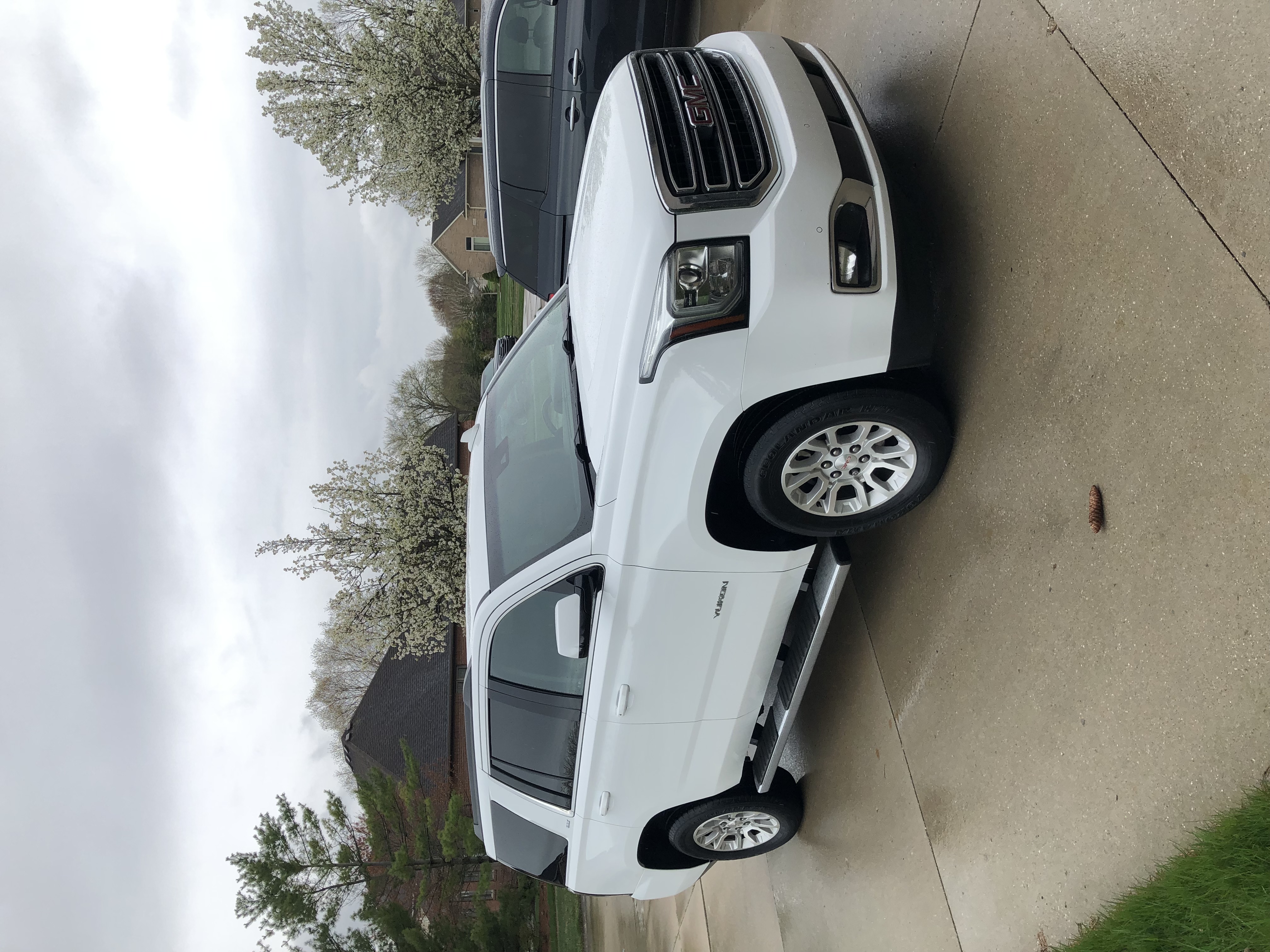 2018 GMC Yukon SLT w/ HD Trailering Package