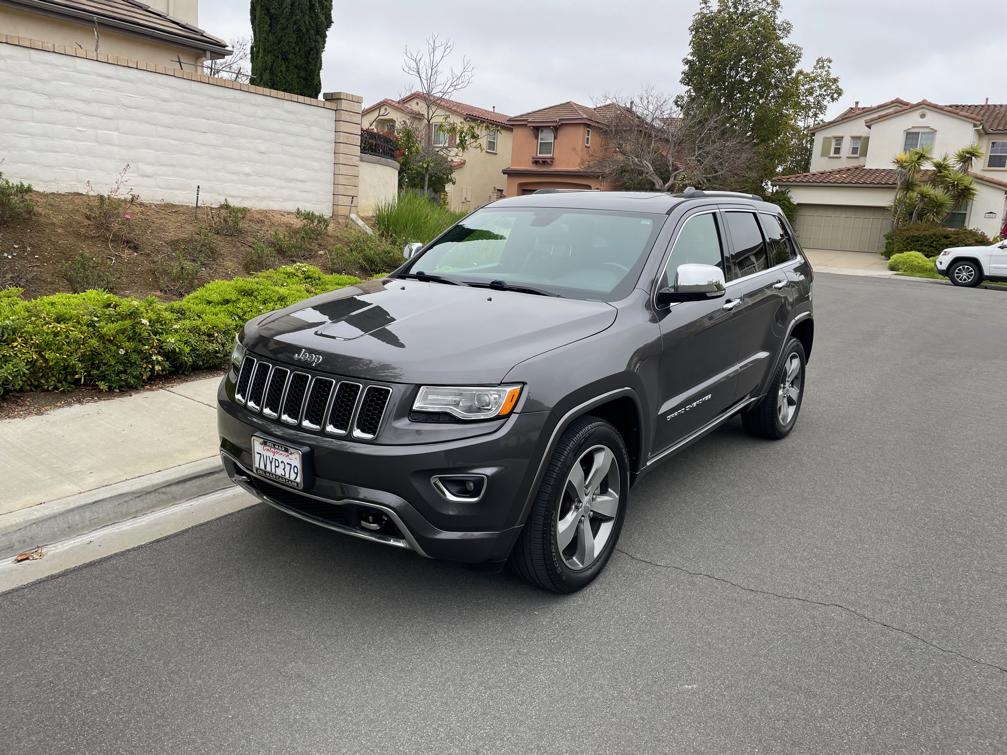 2016 Jeep Grand Cherokee Overland w/ Trailer Tow Group IV