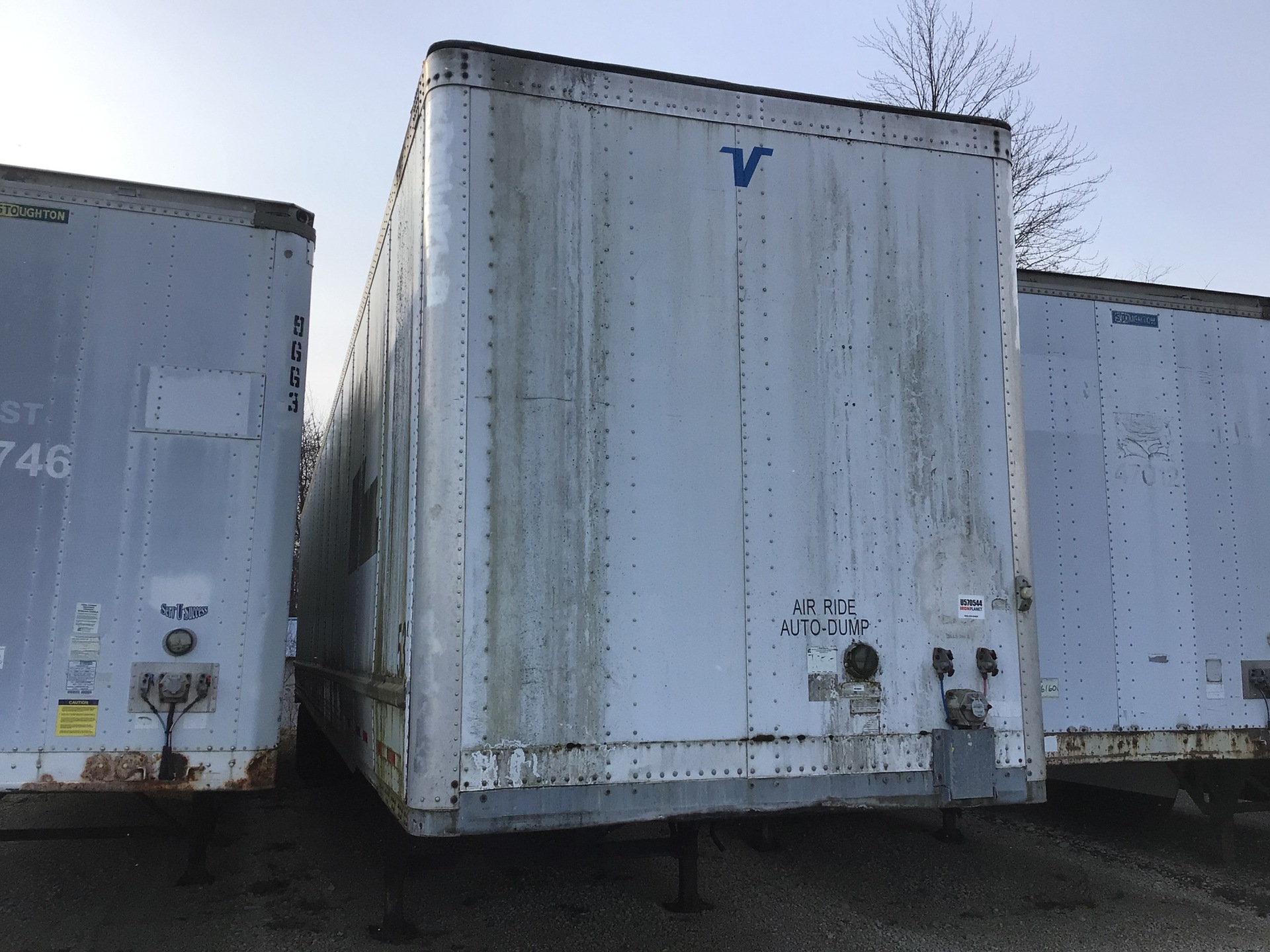 2007 Vanguard T/A Van Trailer