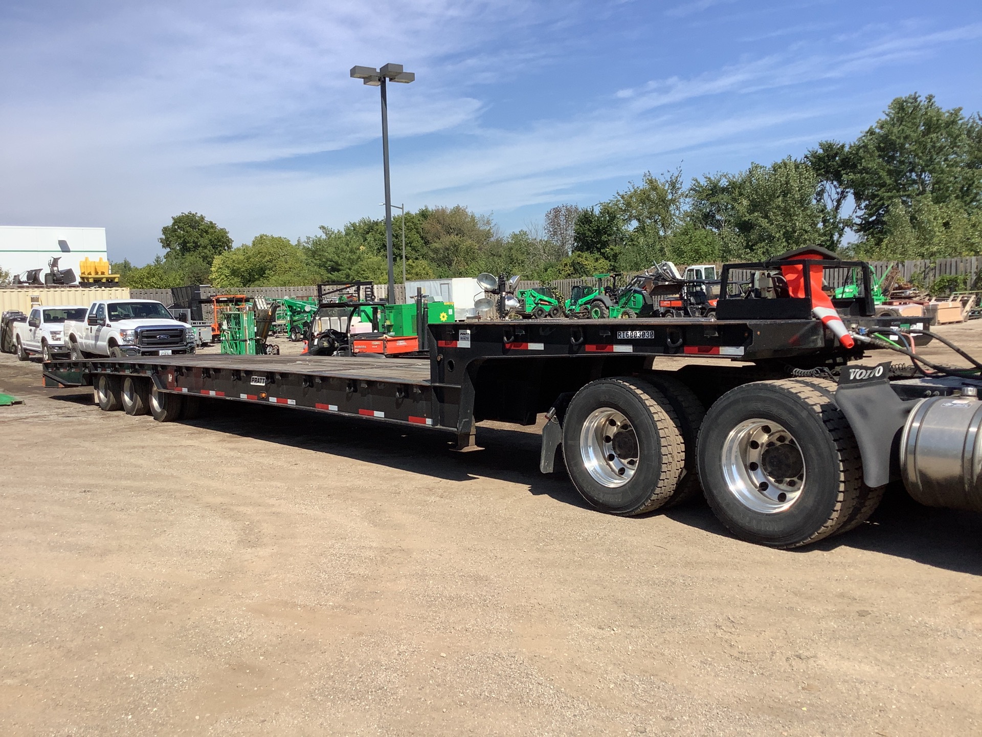 2019 Pratt HT533A-51-36-14R-R002 53 ft Tri/A Hydraulic Tail Trailer