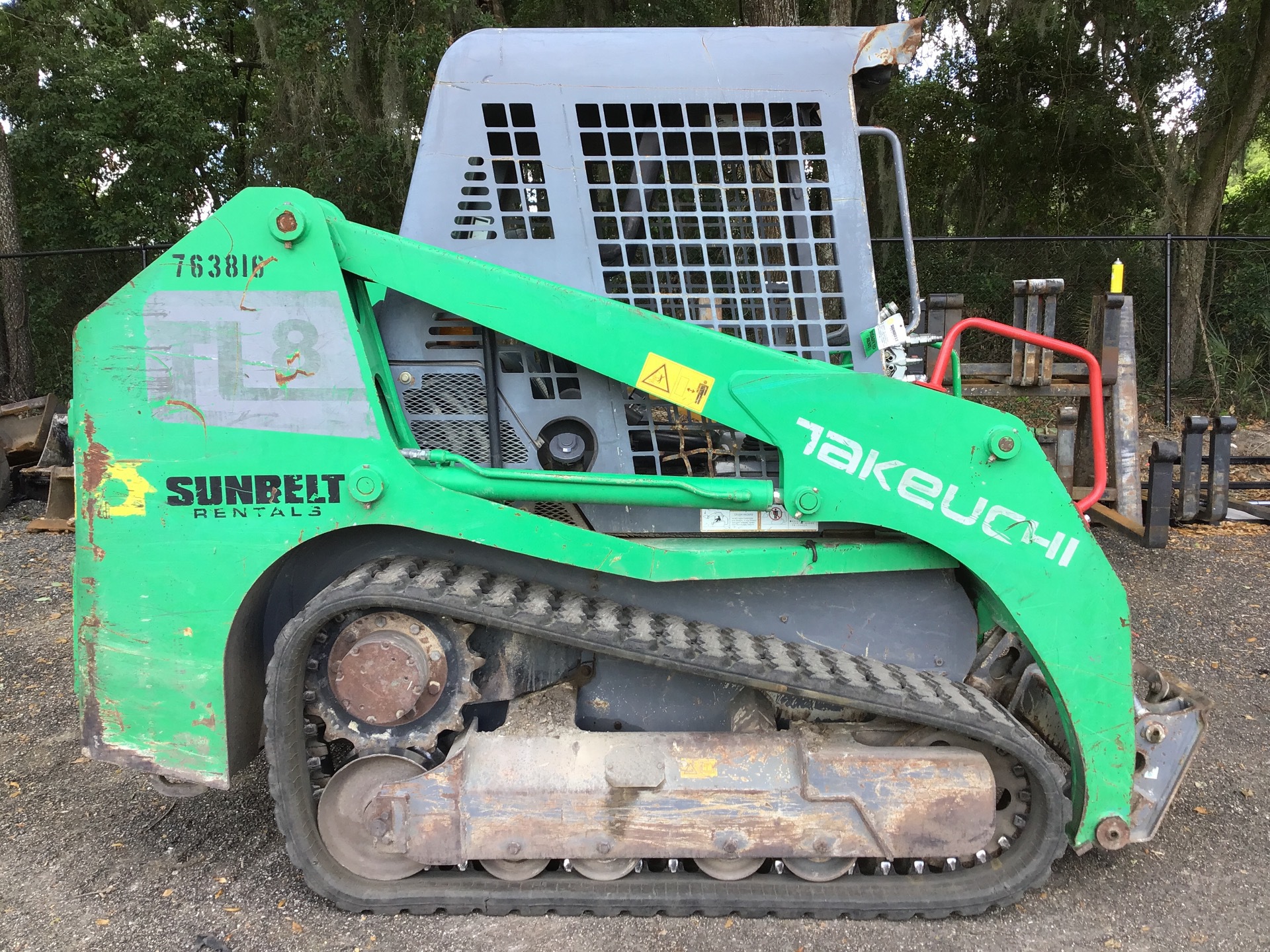 Photo - 6