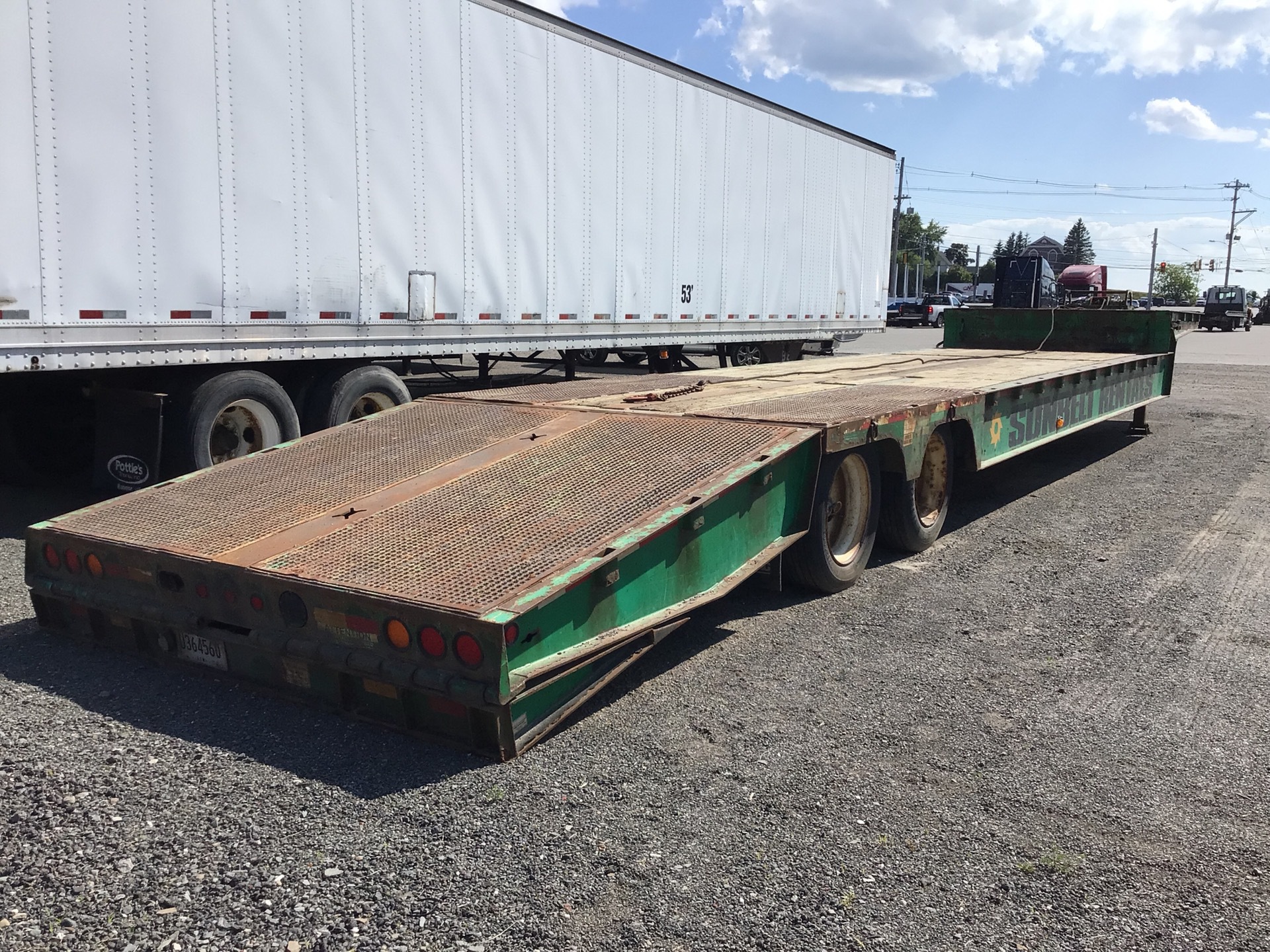 2012 Trail King TK70HT-482 T/A Hydraulic Tail Trailer