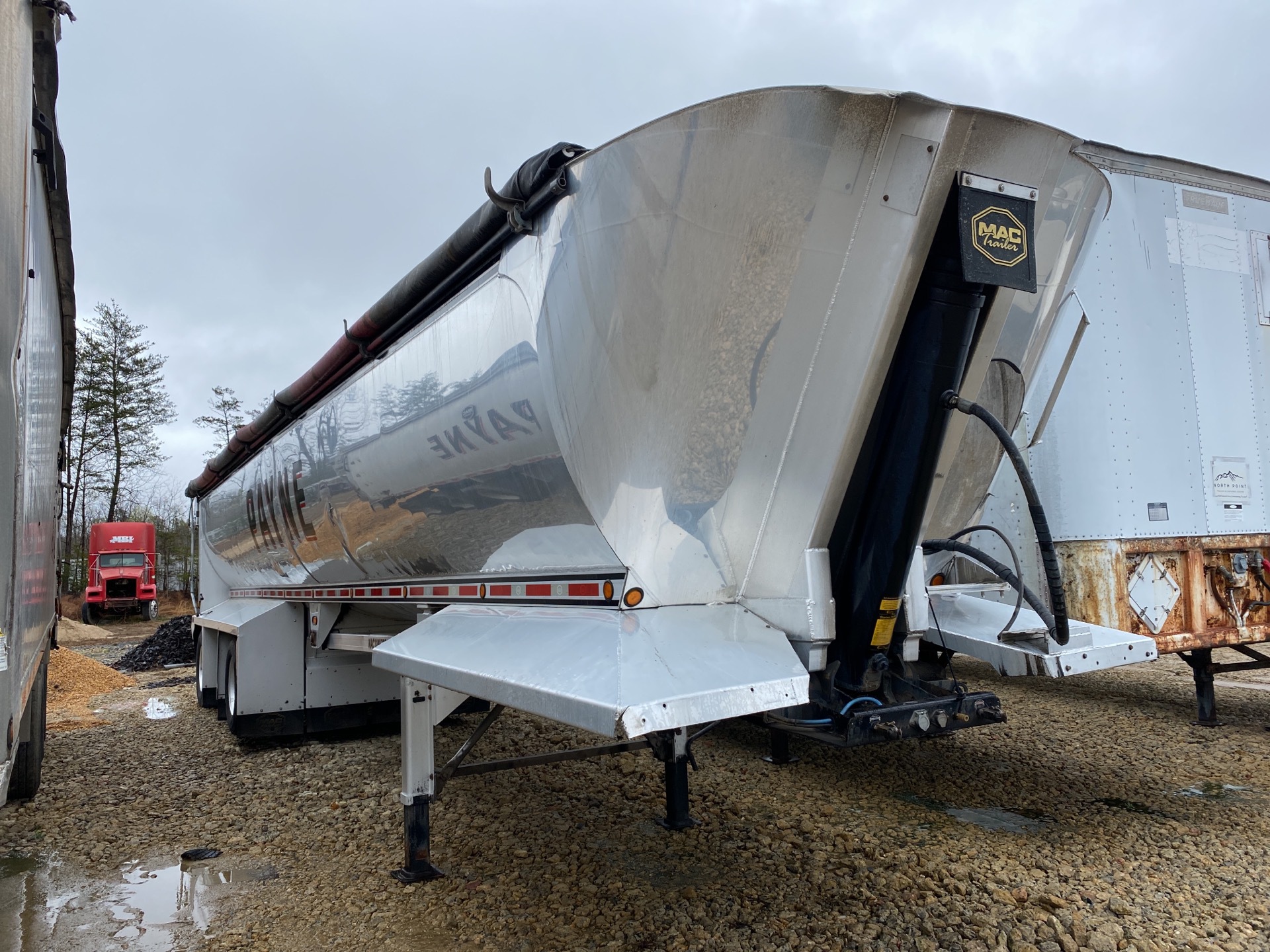 2016 MAC Frameless T/A Aluminum End Dump Trailer