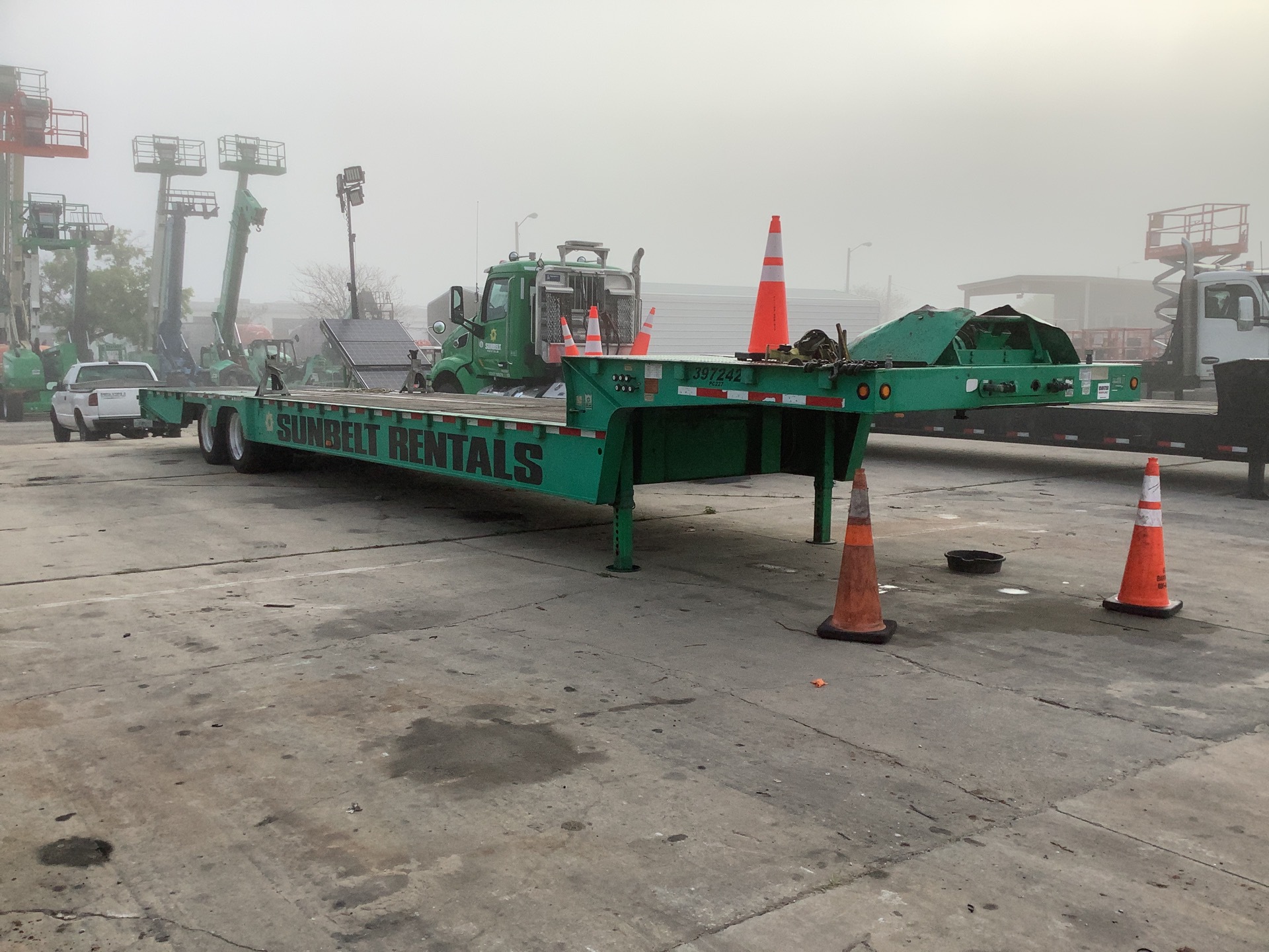 2012 Trail King TK70HT-482 30 ft T/A Hydraulic Tail Trailer